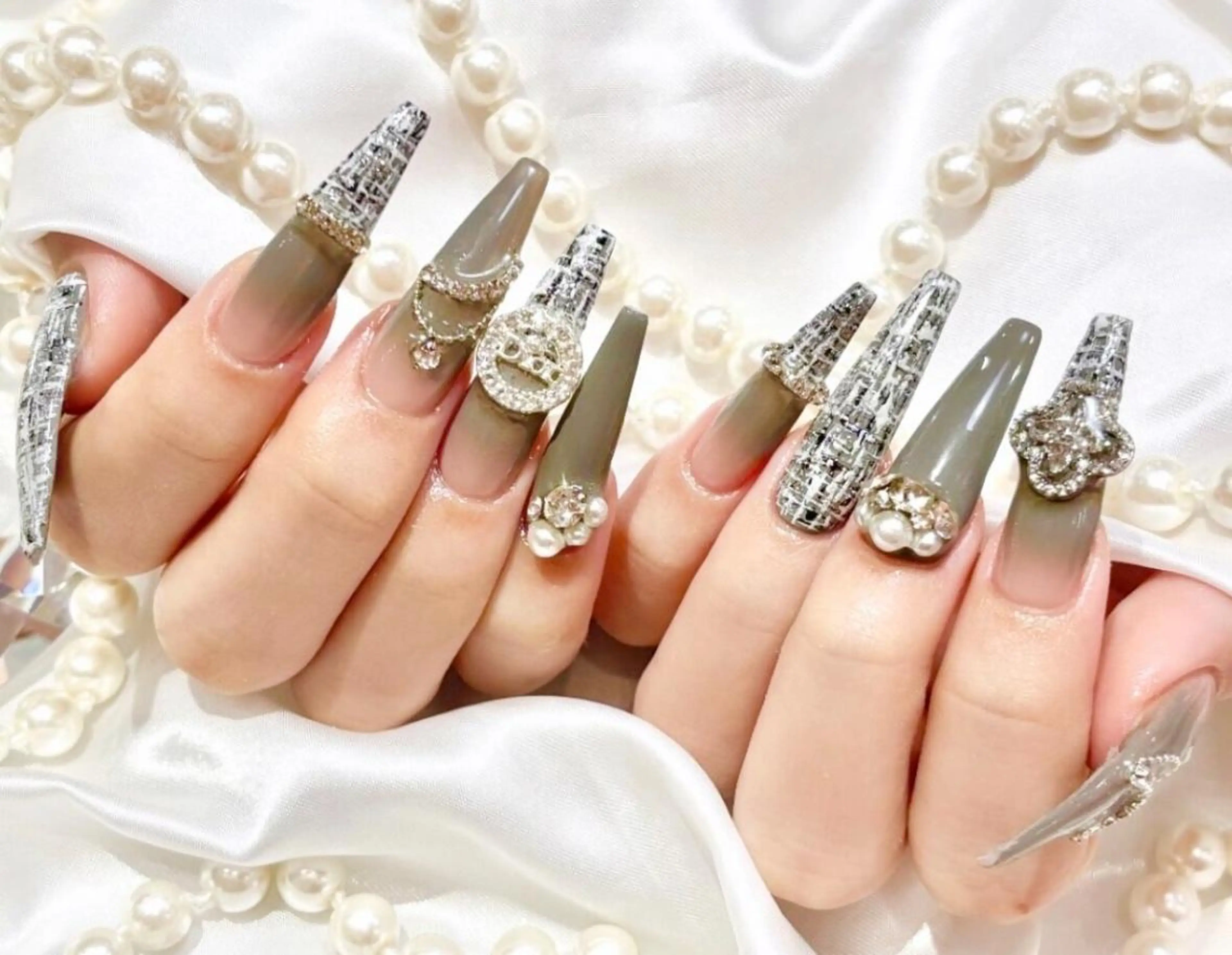 ネイル ハンドネイル WISTERIA yunaのネイルデザイン