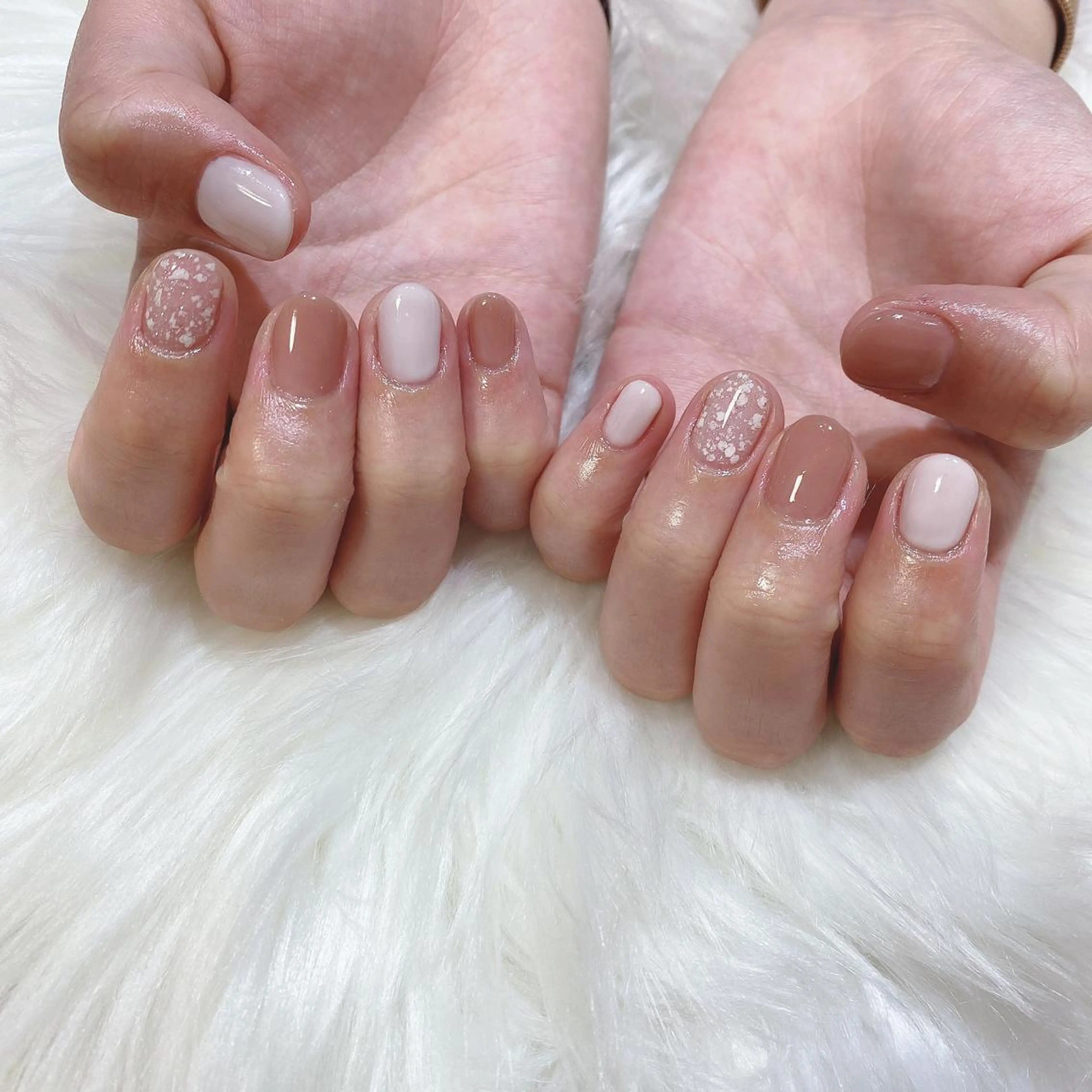 ネイル ハンドネイル 西岡 杏のネイルデザイン