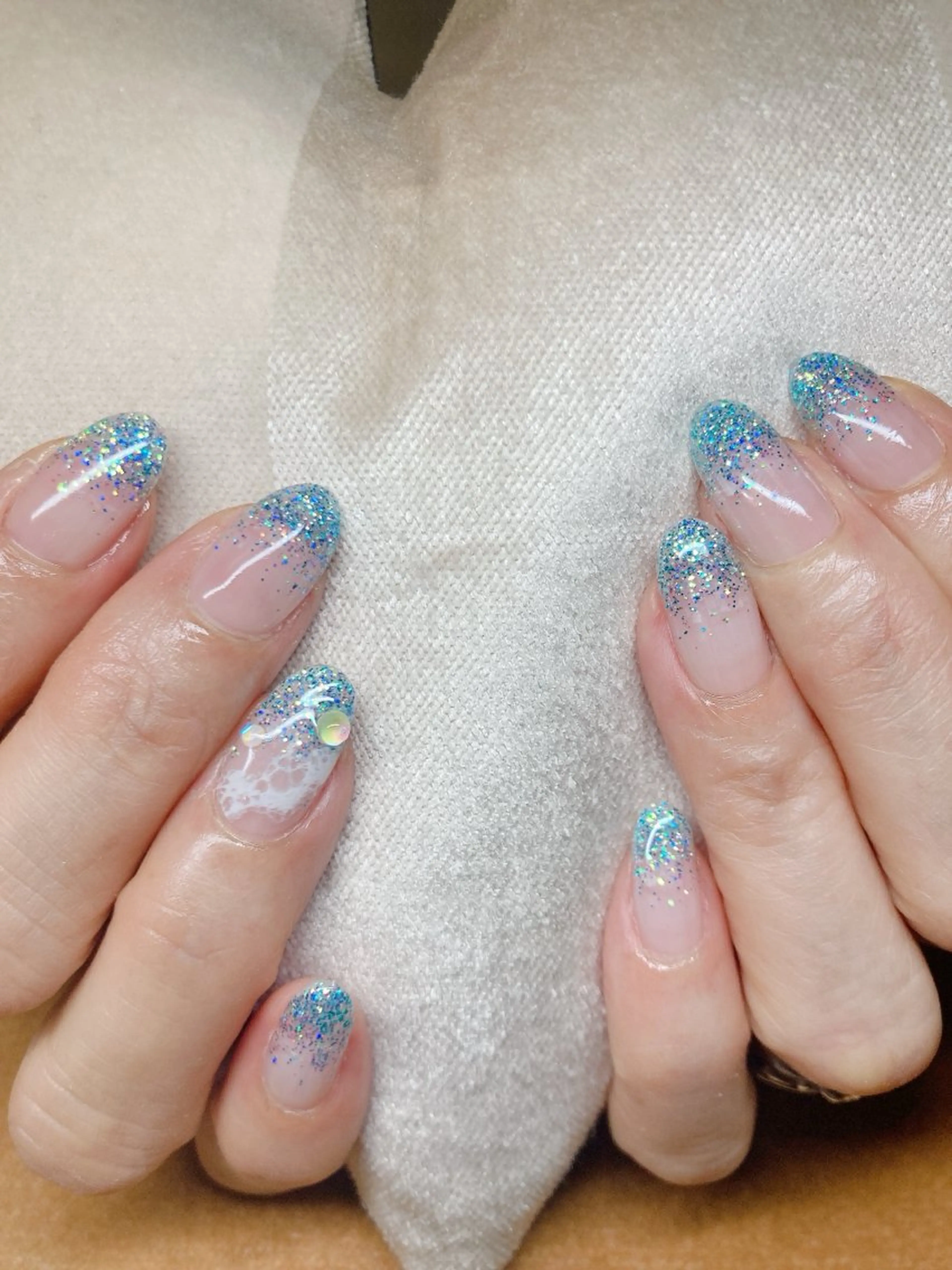 ネイル 寺山 千鶴のネイルデザイン