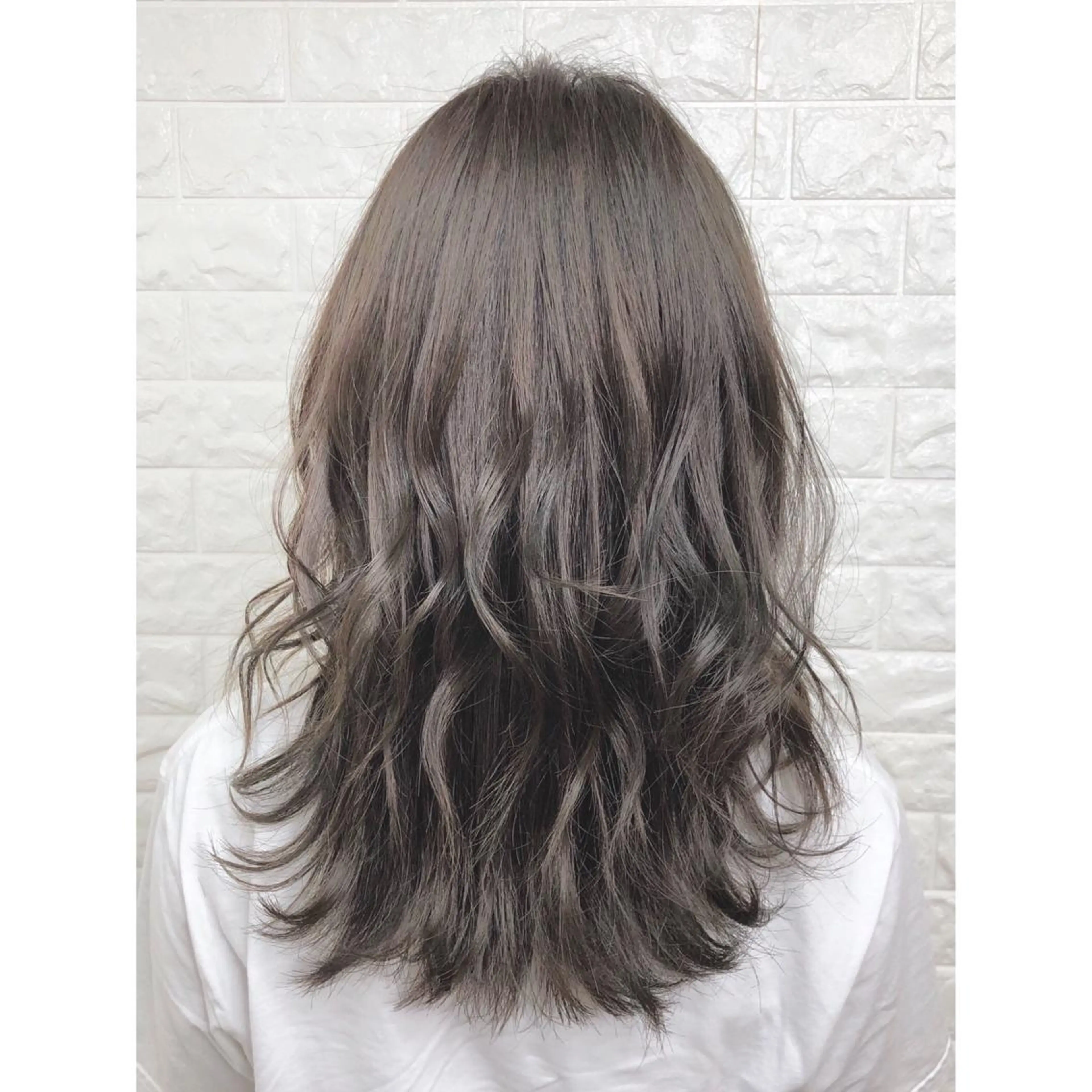 ミディアム カラー ブリーチ ブラウンカラー 透明感カラー ナチュラルブラウン ブリーチなしカラー 髪質改善特化KIZU /艶髪研究（京都）のヘアスタイル