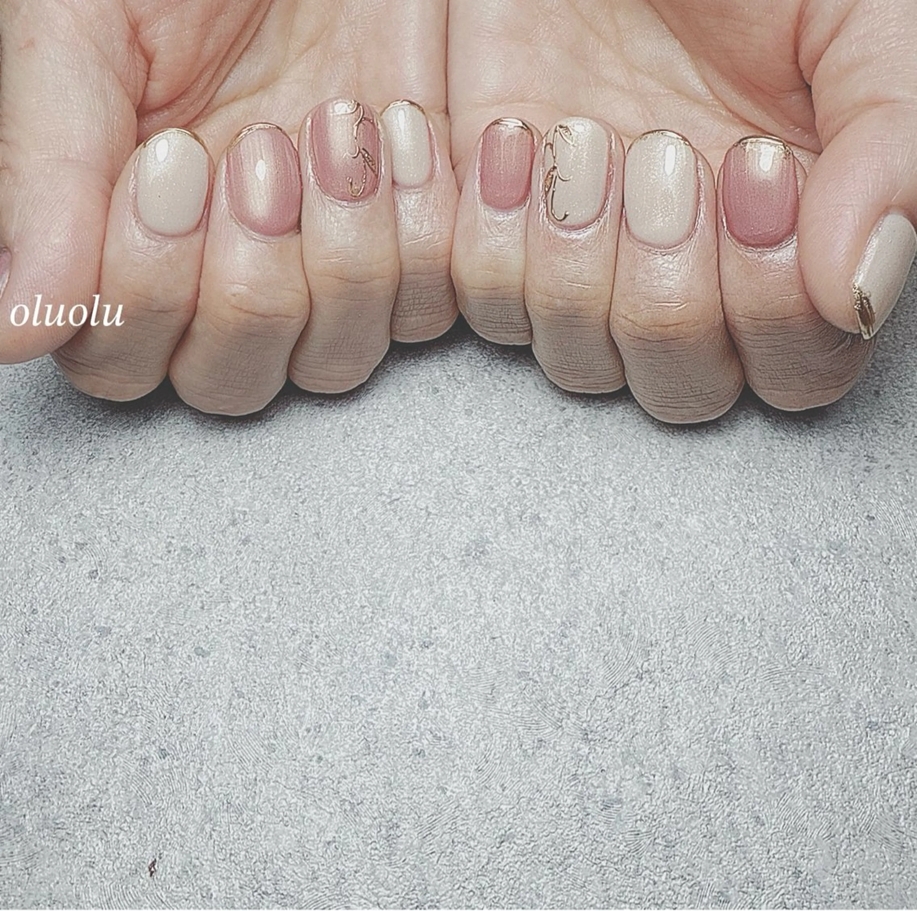 ネイル ミラーネイル オフィスネイル シンプルネイル 大村 紬華のネイルデザイン