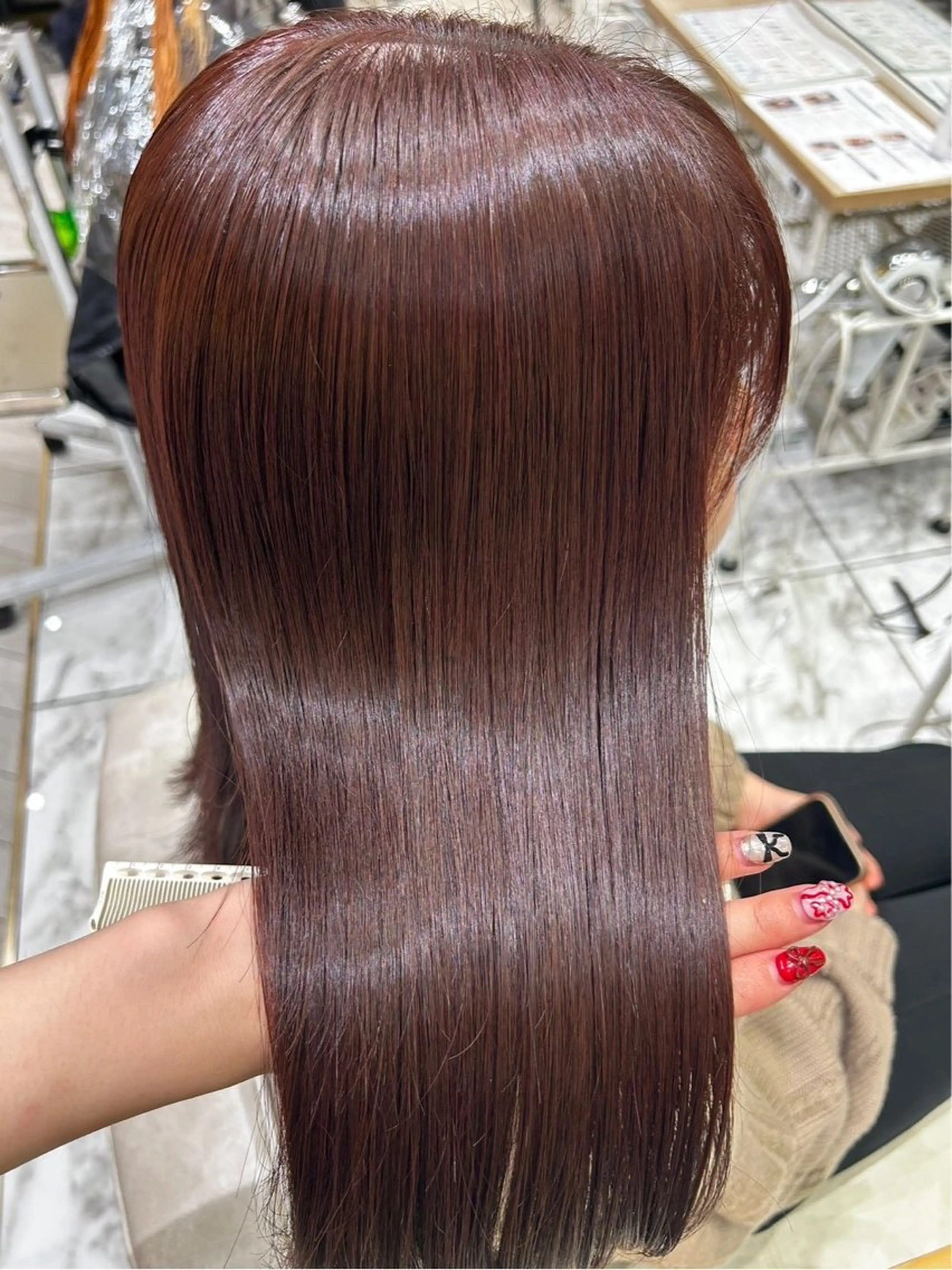 セミロング カラー 印藤 菜羽のヘアスタイル