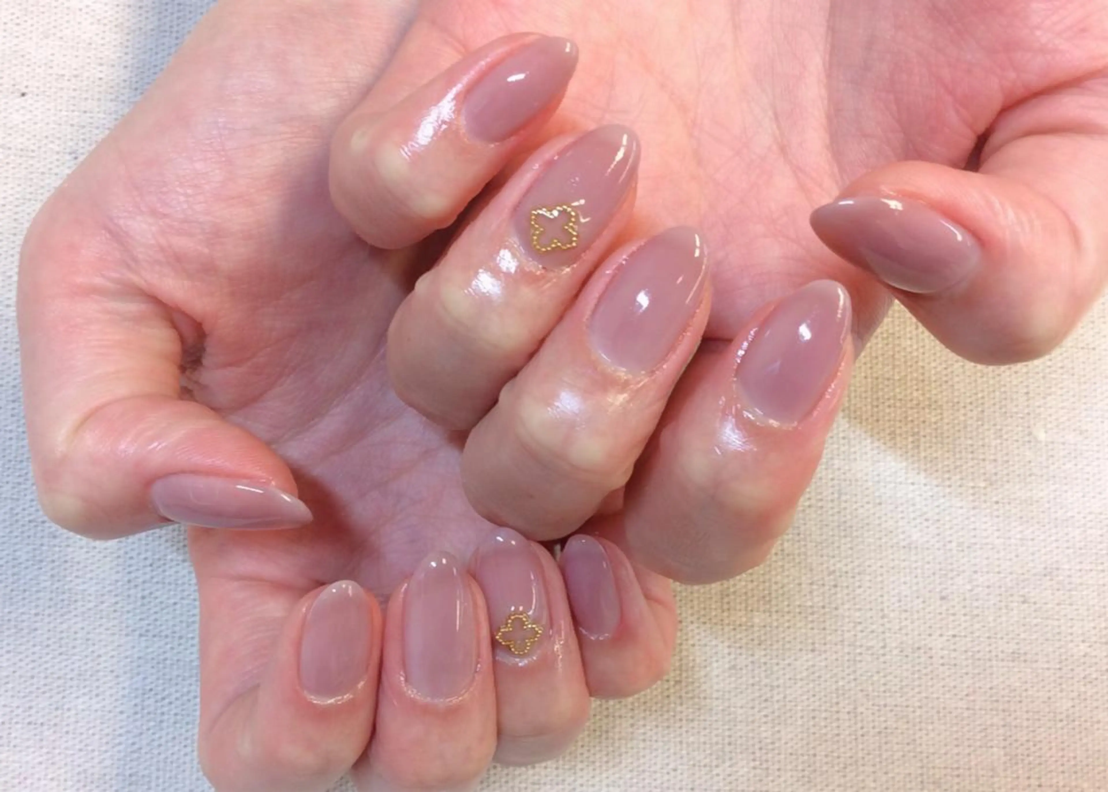 ネイル ワンカラーネイル シンプルネイル 新橋 ルキナ スタッフのネイルデザイン