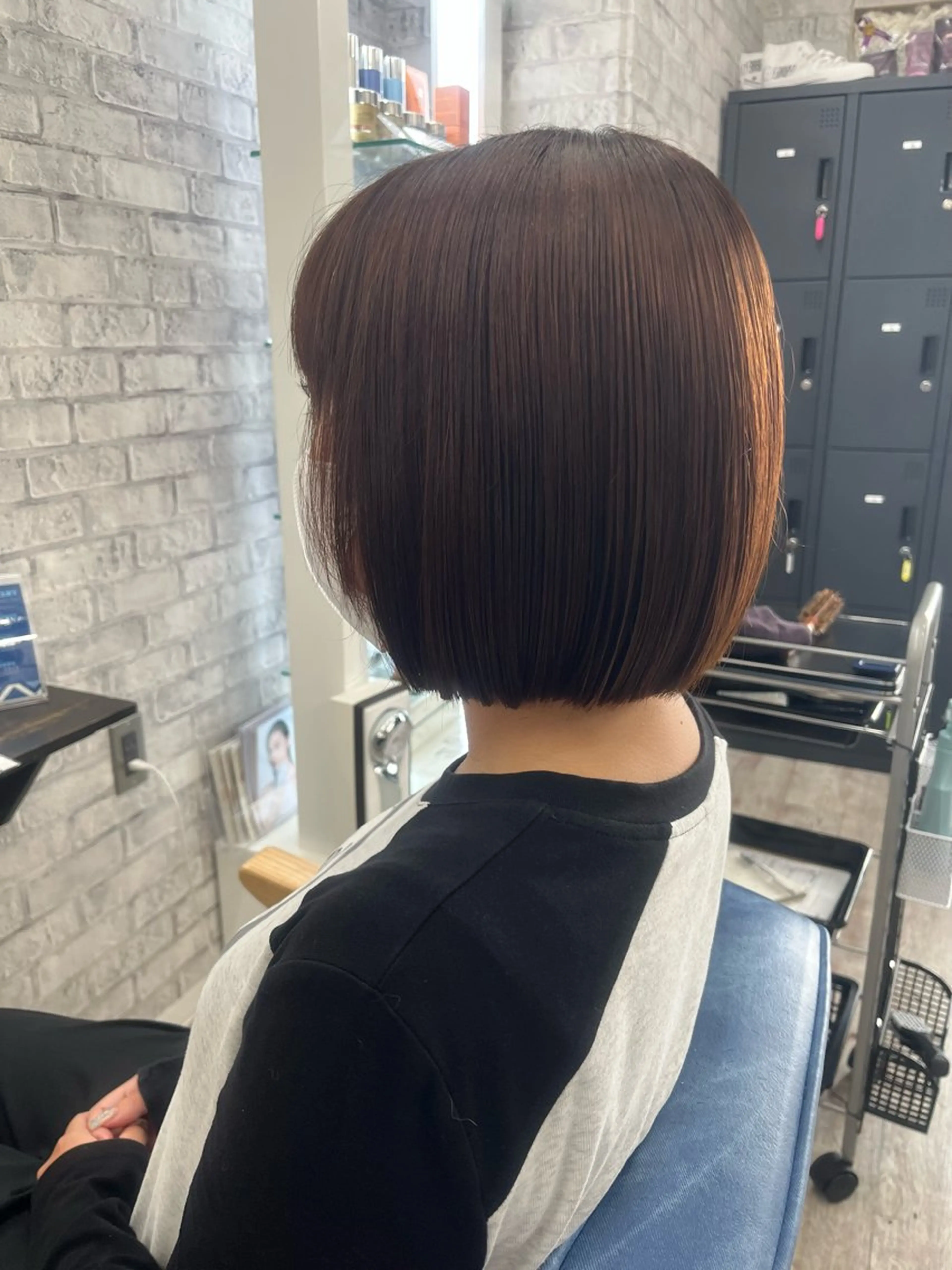 ショート シールエクステ ボブ エクステ ハイライト 髪質改善 カット ☁️かずき☁️青.紫 推し活カラー💫のヘアスタイル