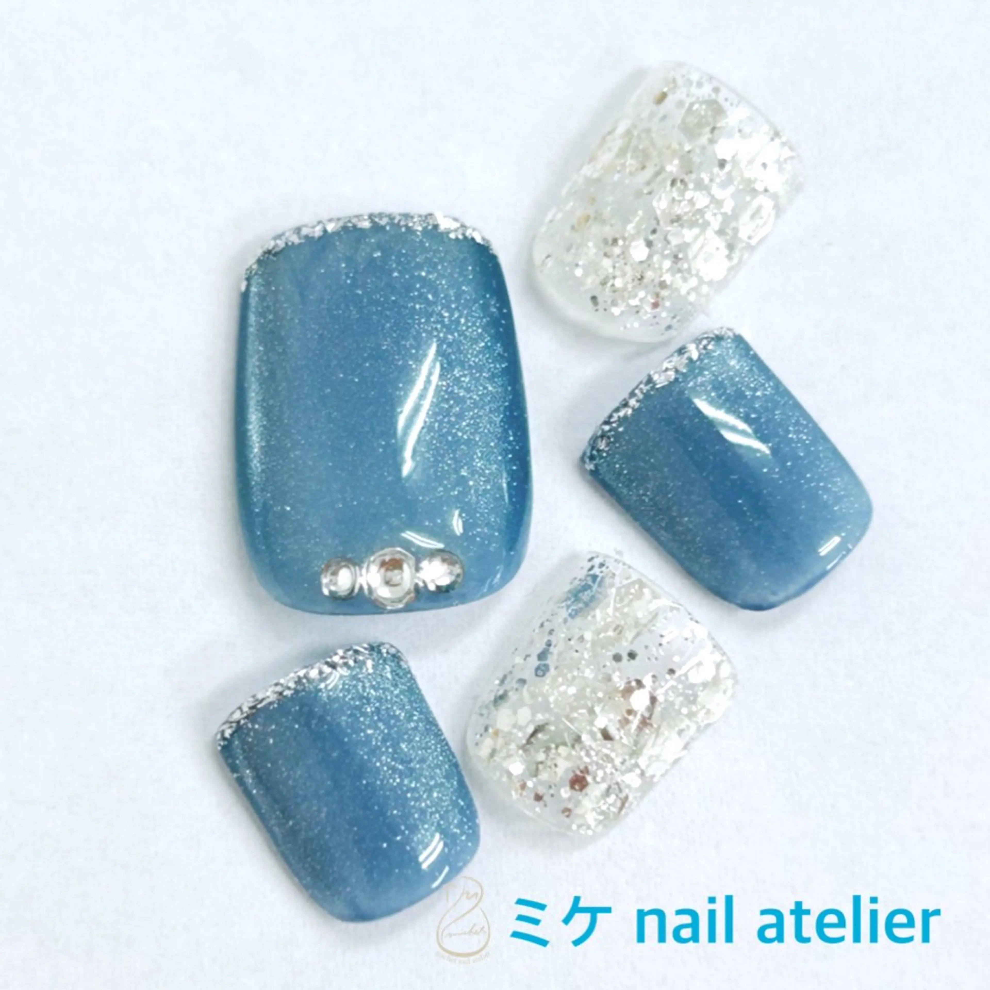 ネイル ブルー フットネイル ジェルネイル マグネットネイル ワンカラーネイル フットネイル h. rikaのネイルデザイン