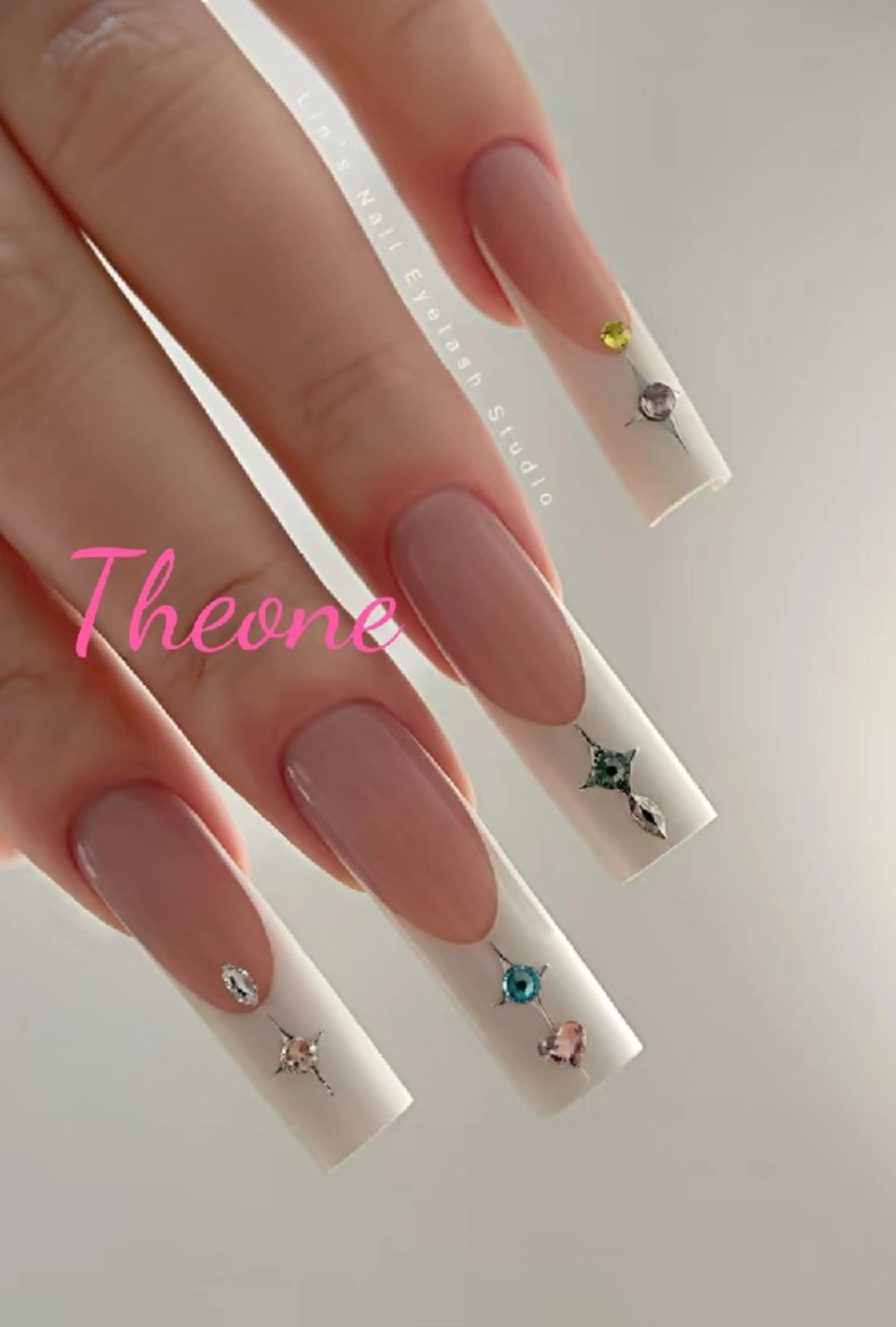 ネイル 橋本 アミのネイルデザイン