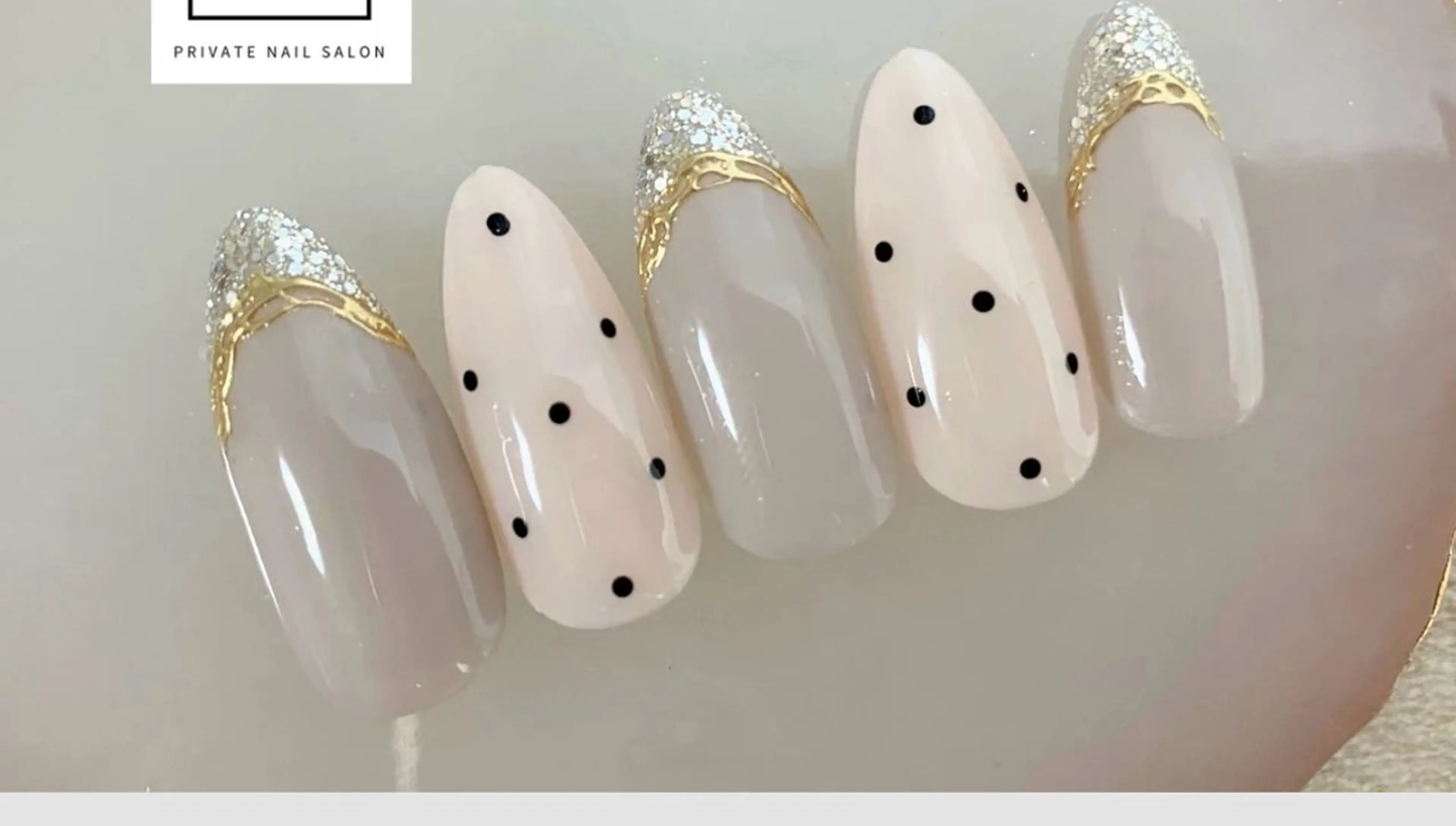 ネイル 持ち込み JISOO ANA.CHUOのネイルデザイン