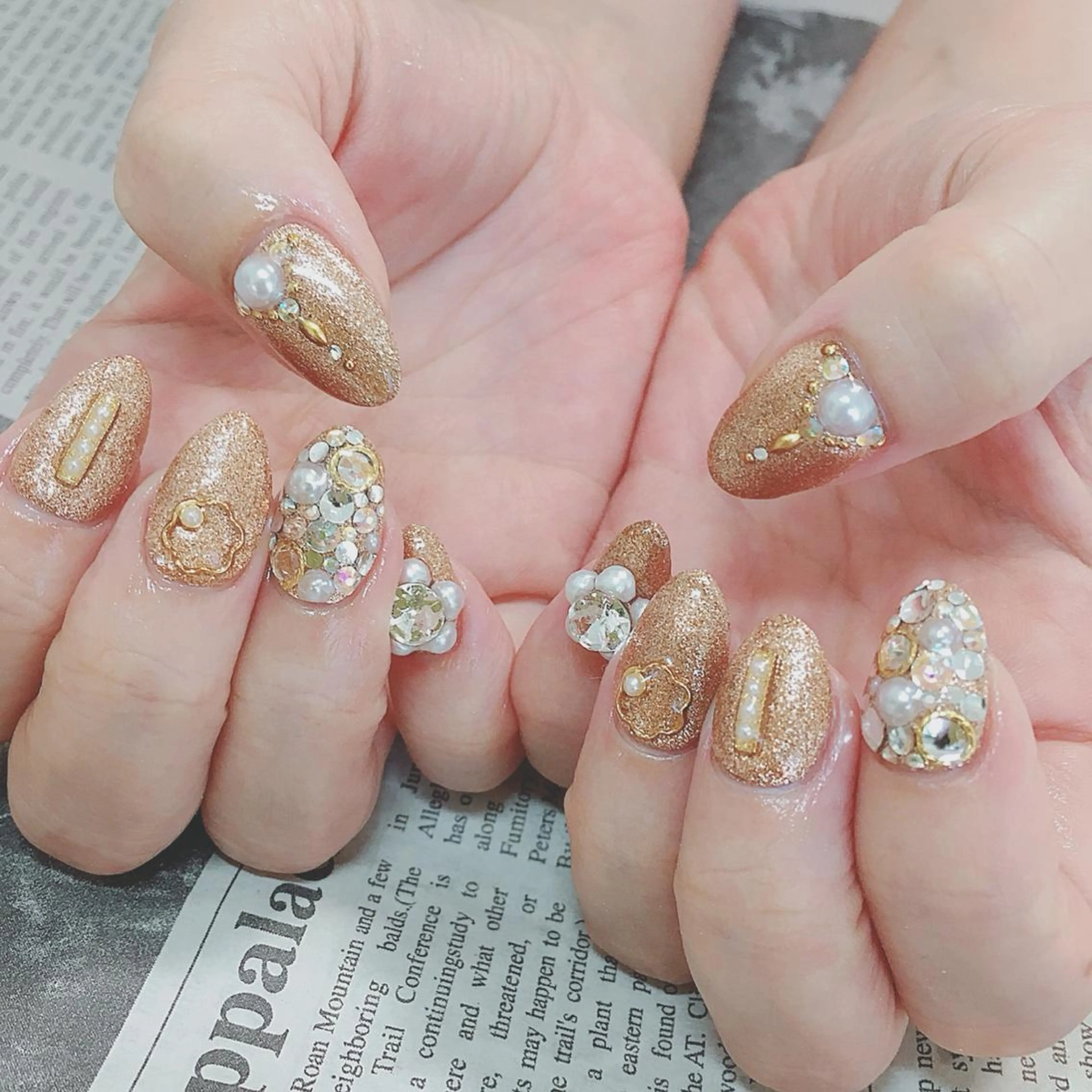 ネイル ハンドネイル ハンドケア 森山 舞のネイルデザイン