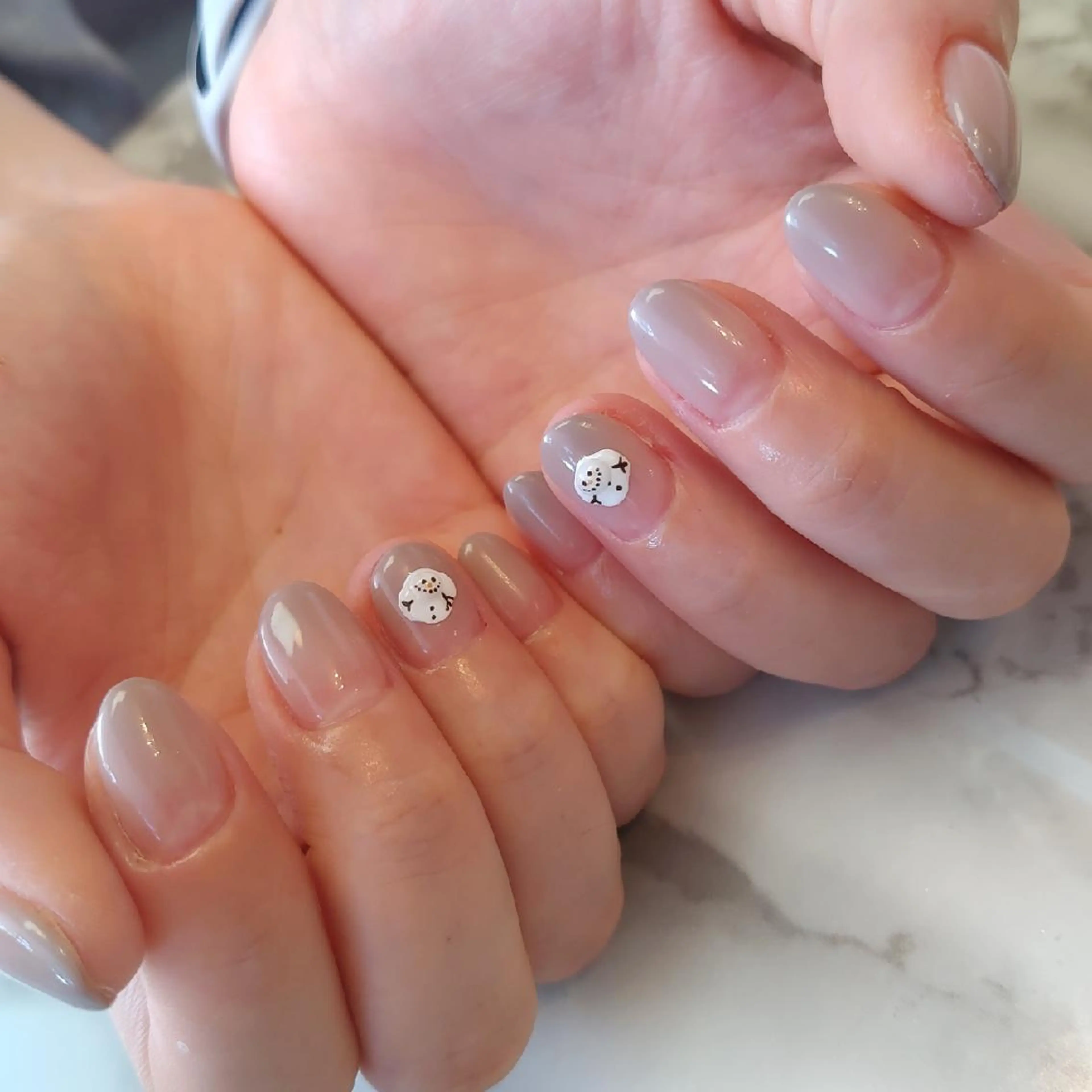 ネイル ジェヌインネイル 河内のネイルデザイン