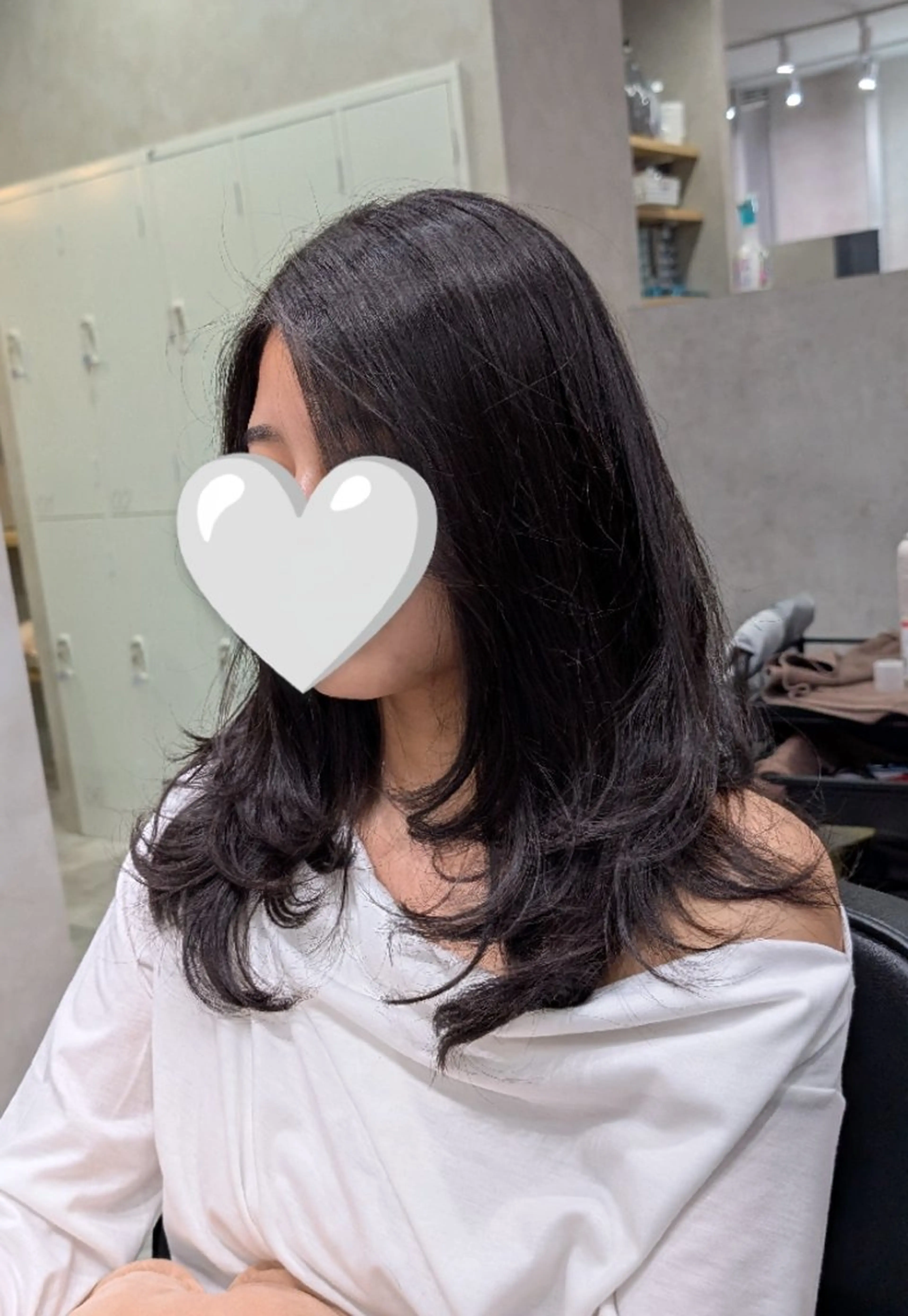 ロング 顔まわりレイヤー 顔周りカット ハッシュカット レイヤーカット カット ヘアカラー トリートメント 髪質改善/ 上村旺武のヘアスタイル