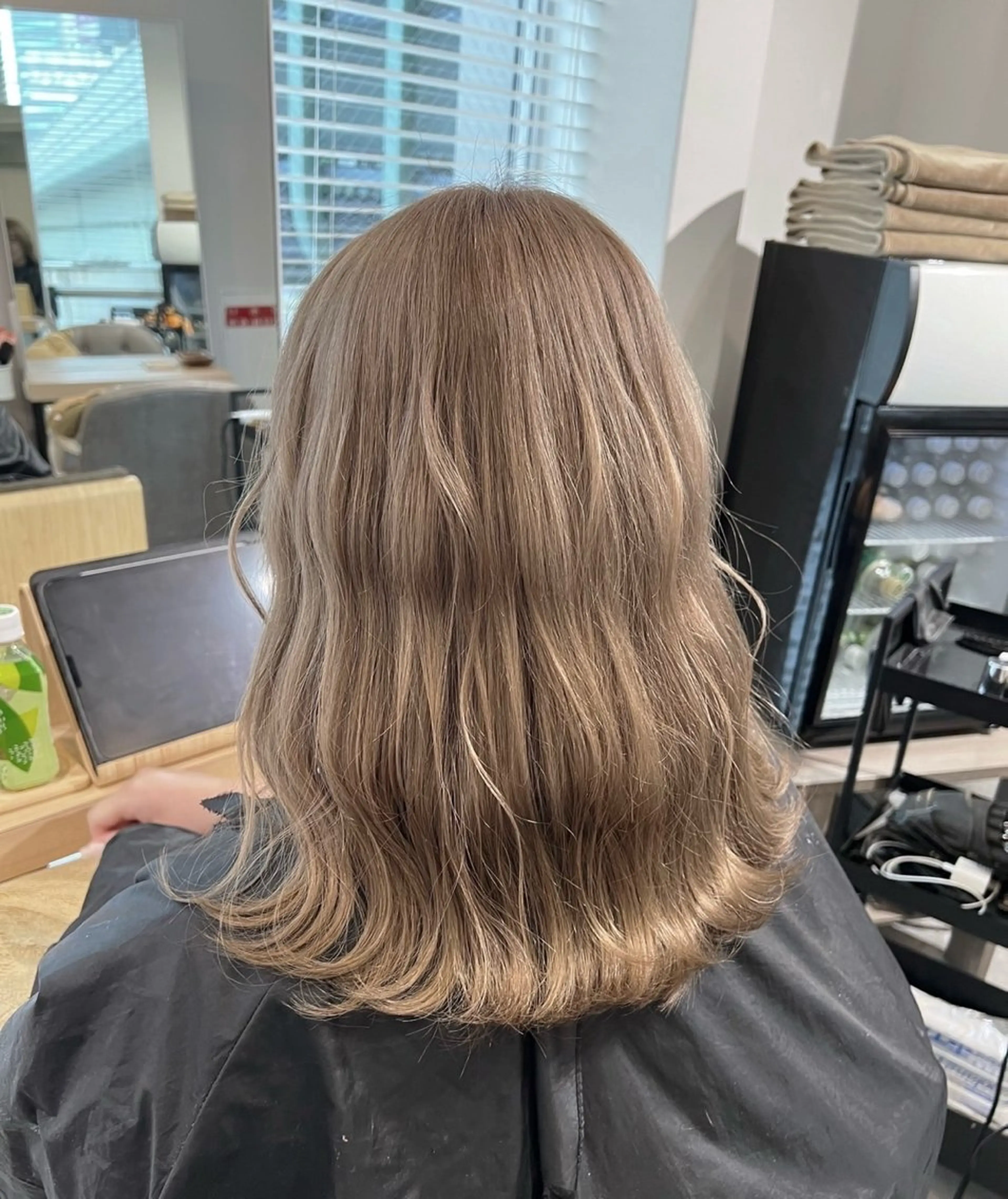 ミディアム カラー ベージュカラー ミルクティーベージュ ヘアカラー トリートメント ROBIN所属・指名数No.1 /NAOYAのヘアスタイル