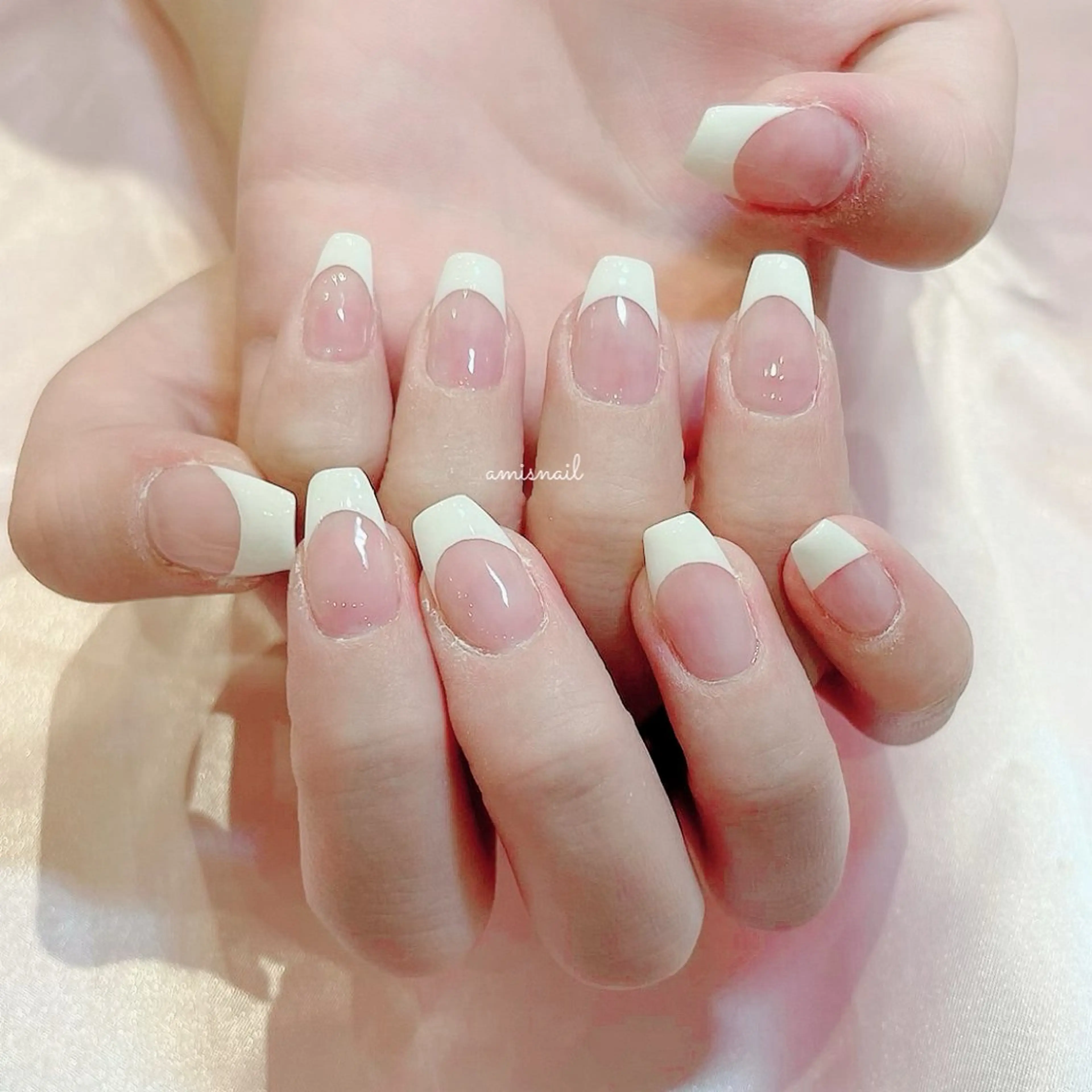 ネイル フレンチネイル amisnail♡ 渋谷 Jrネイリストのネイルデザイン