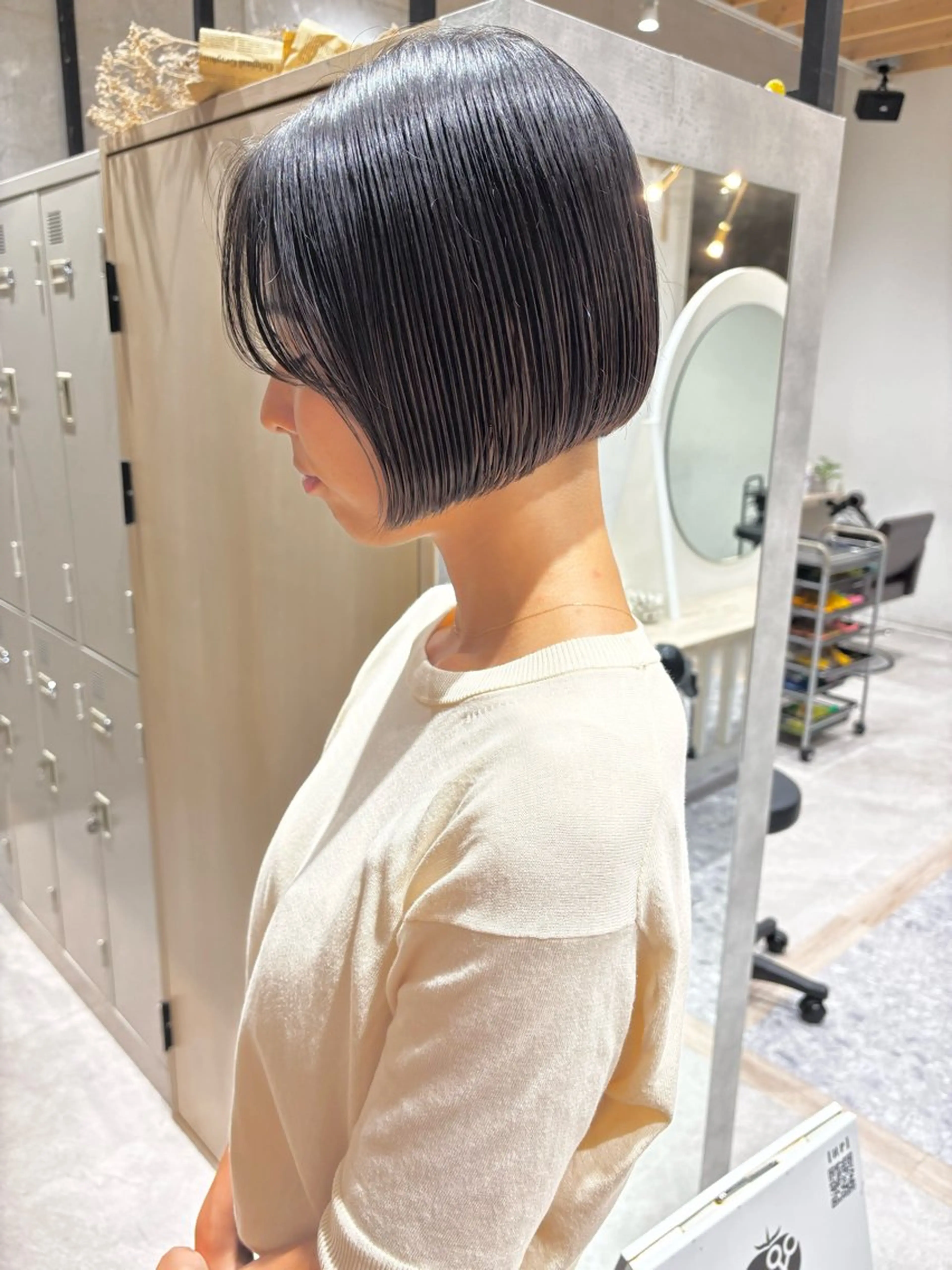 ミディアム AMI ウルフ/ショートのヘアスタイル