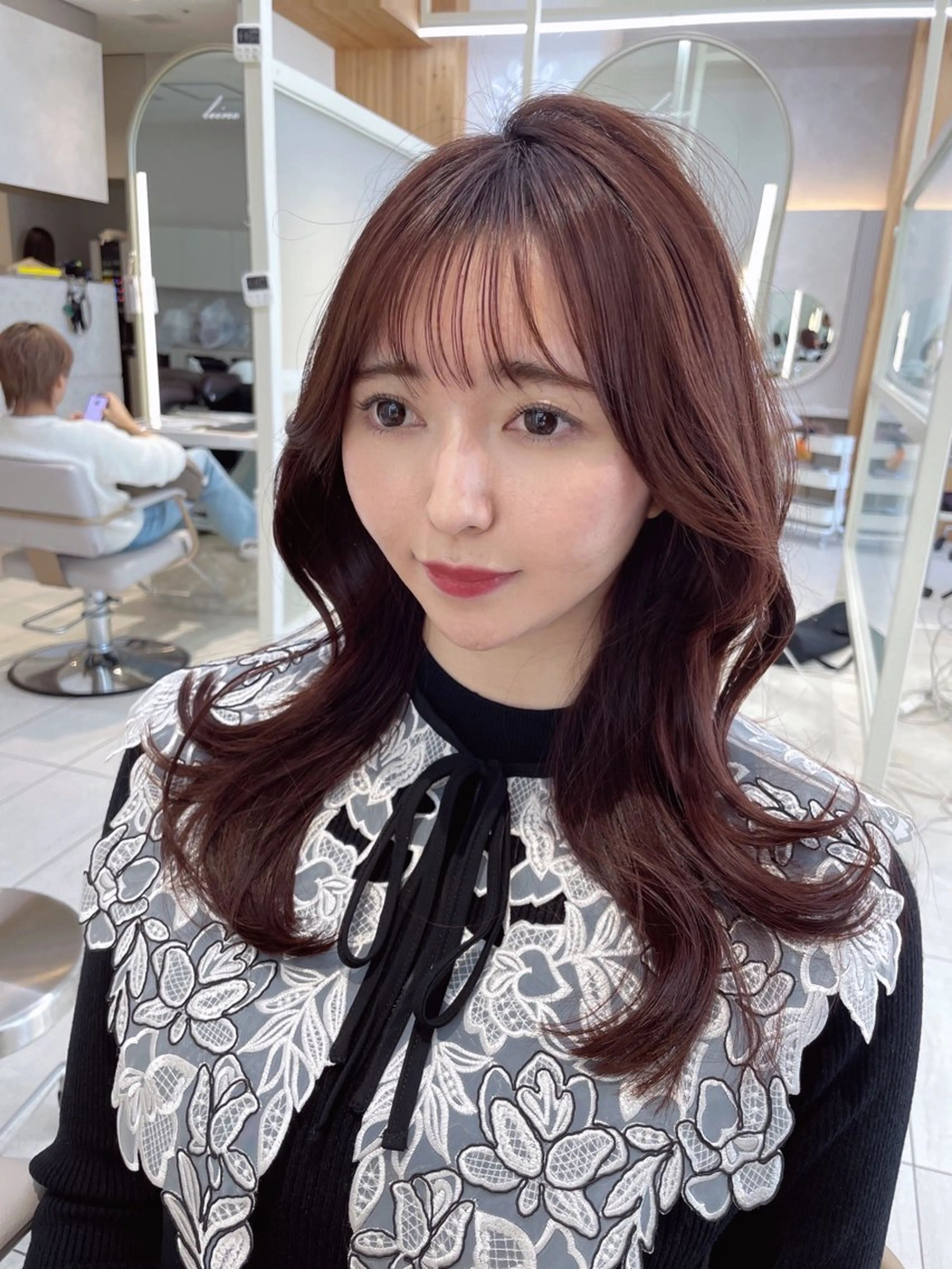 ミディアム レイヤー/顔周り /透明感/TAKUのヘアスタイル