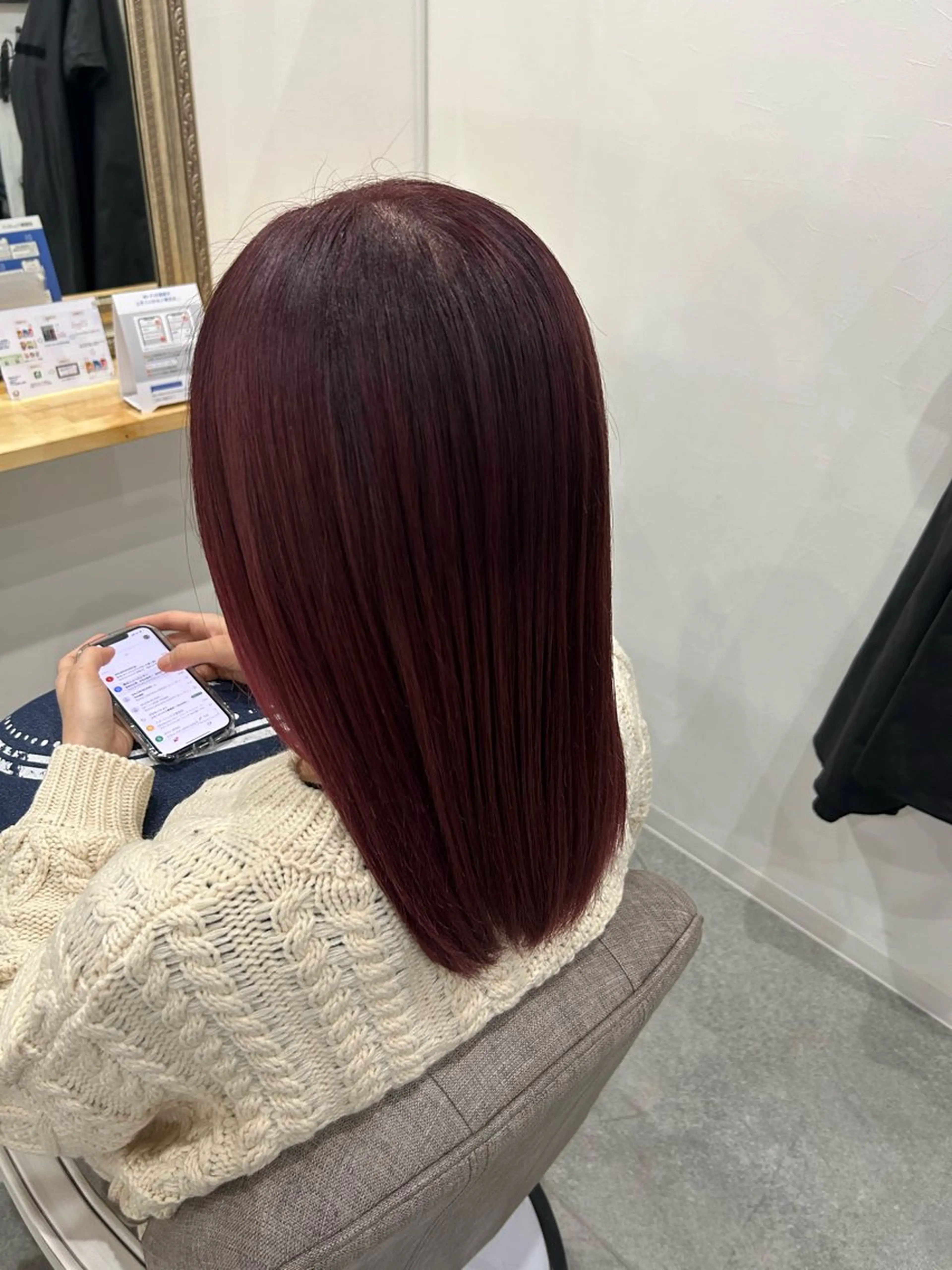 カラー 稲井 裕美のヘアスタイル