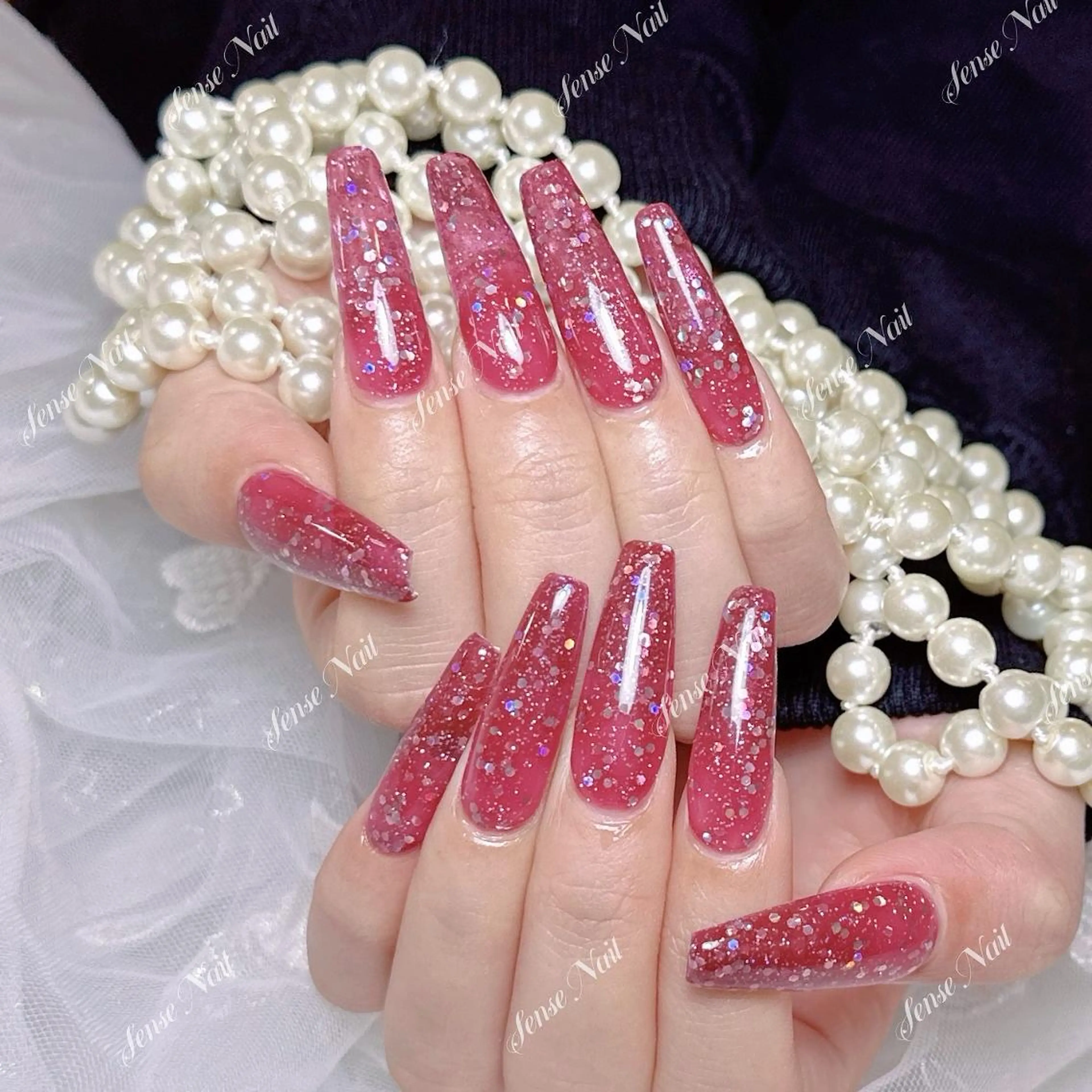 ネイル ハンドネイル ハンドケア Queening 🦋のネイルデザイン