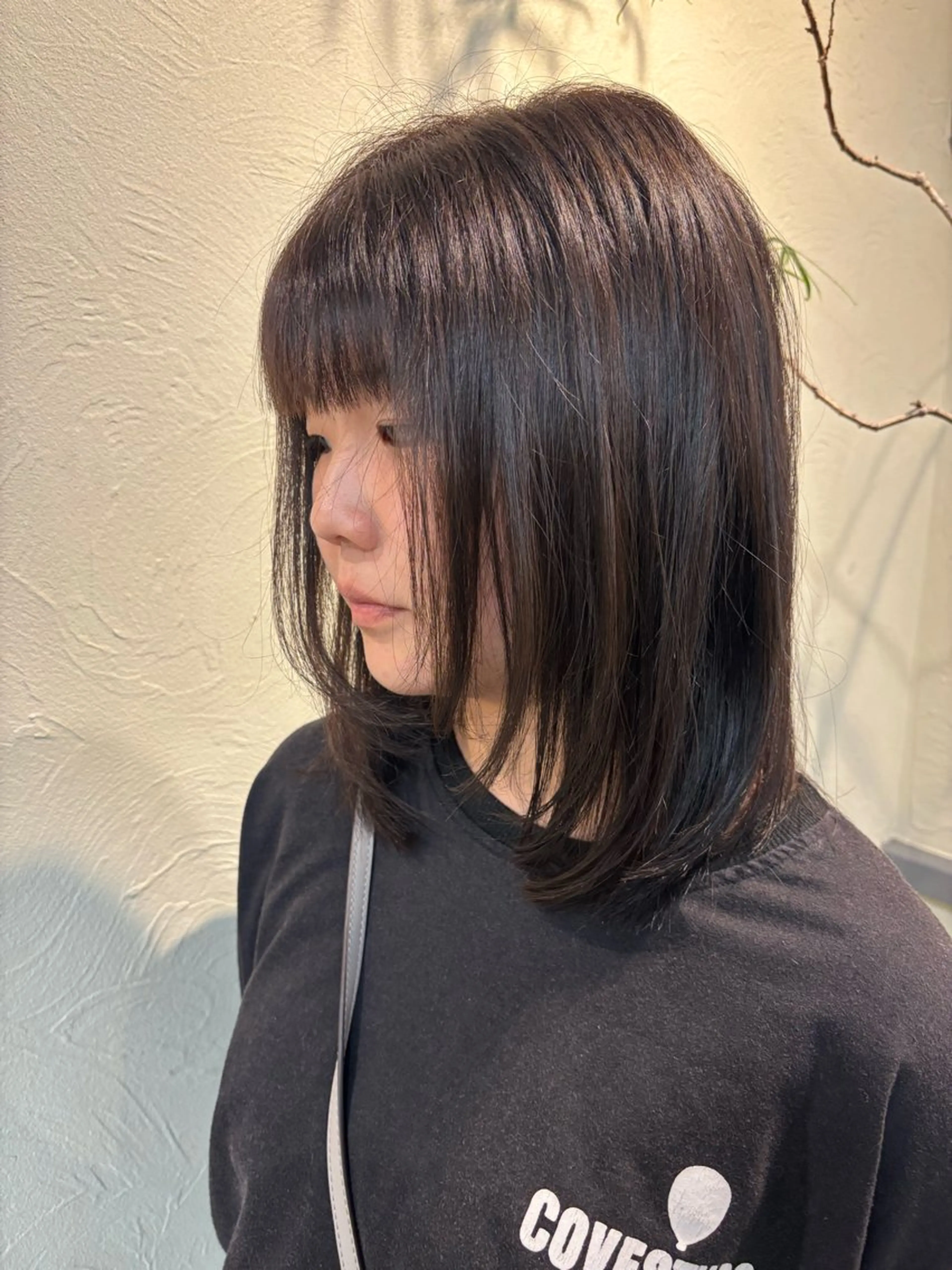 ミディアム レイヤーカット 相馬 静香のヘアスタイル