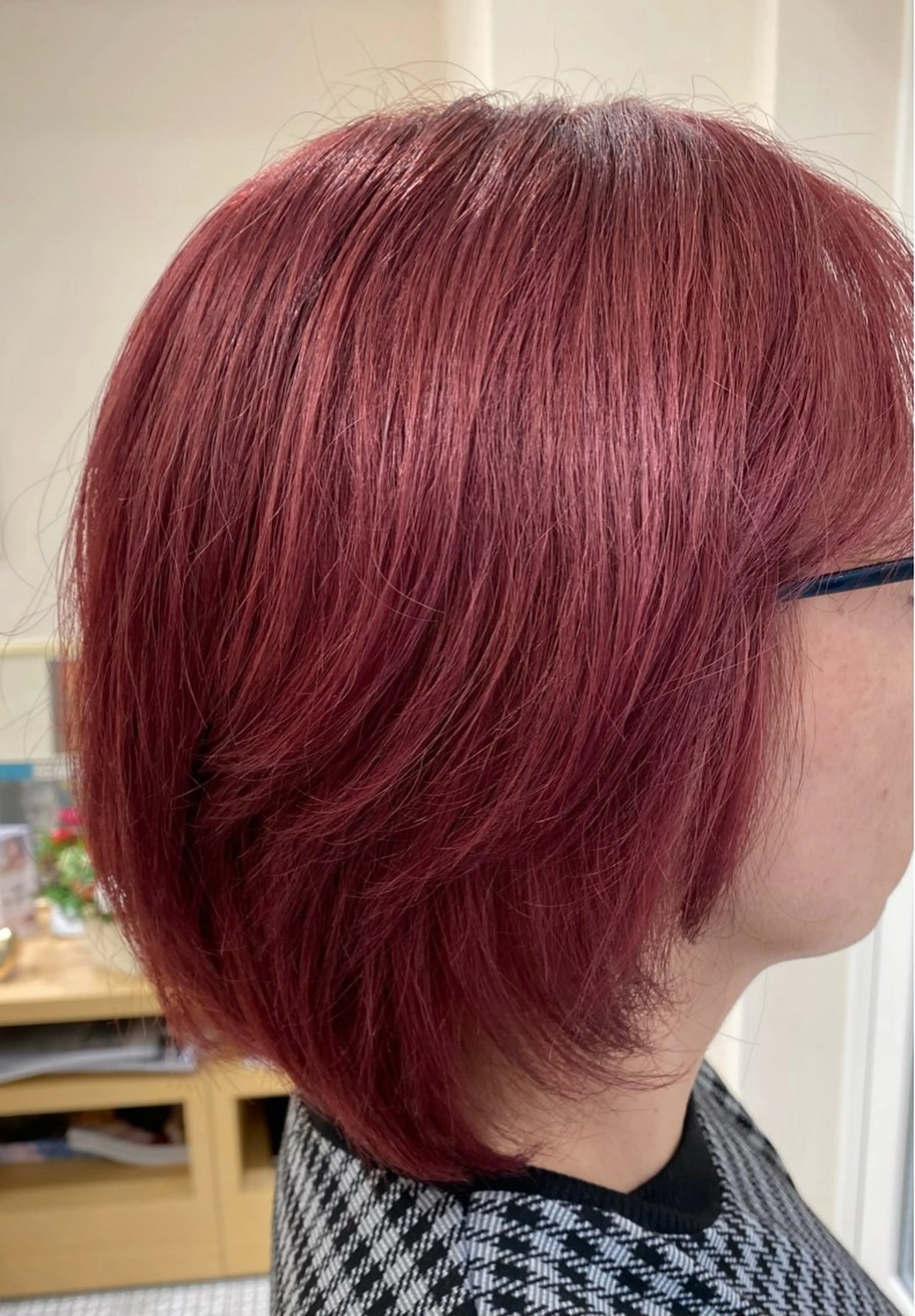 カラー ブリーチ ピンクカラー 石山 海斗のヘアスタイル