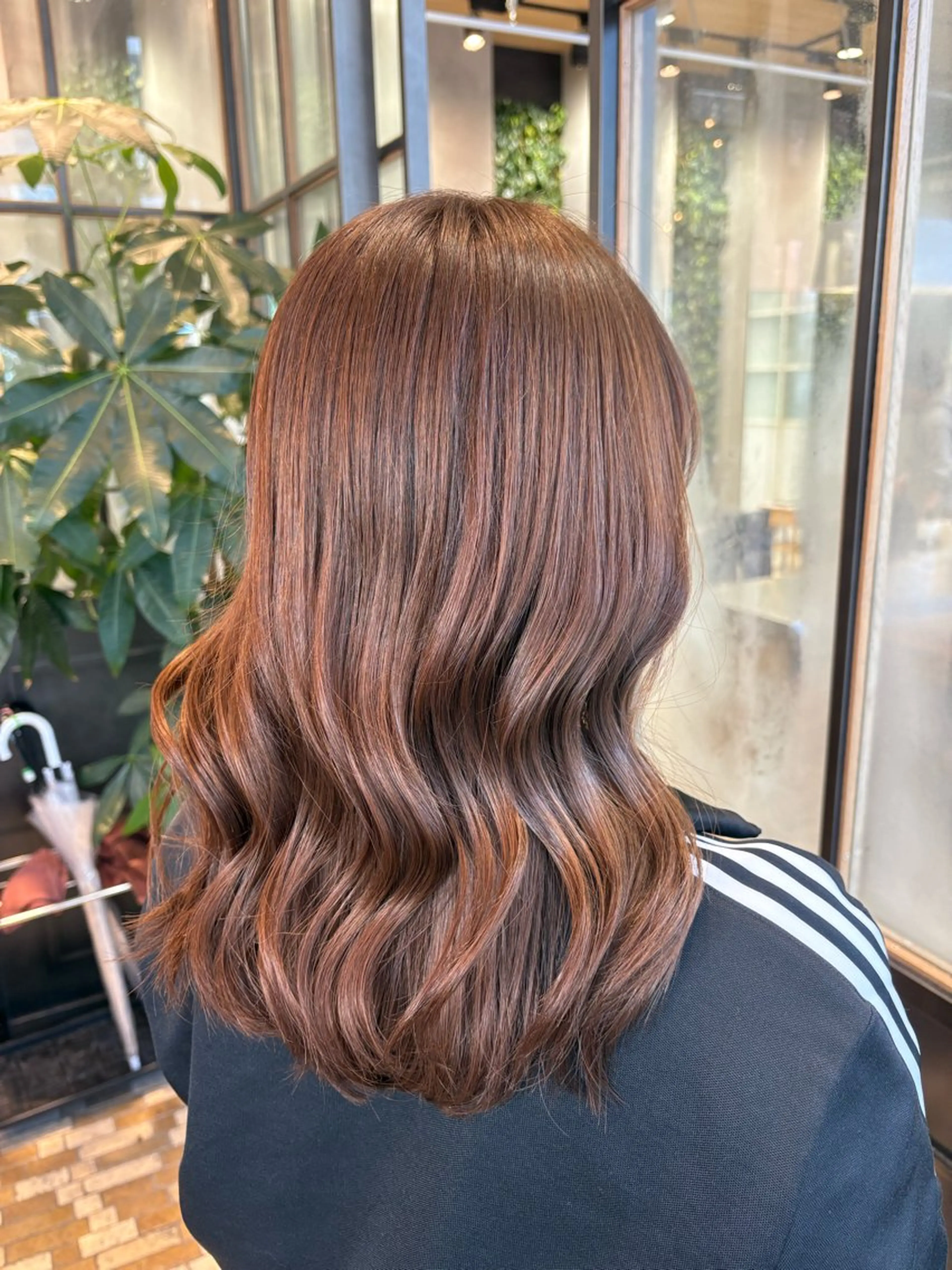 セミロング Lolonois 森ノ宮/RINのヘアスタイル