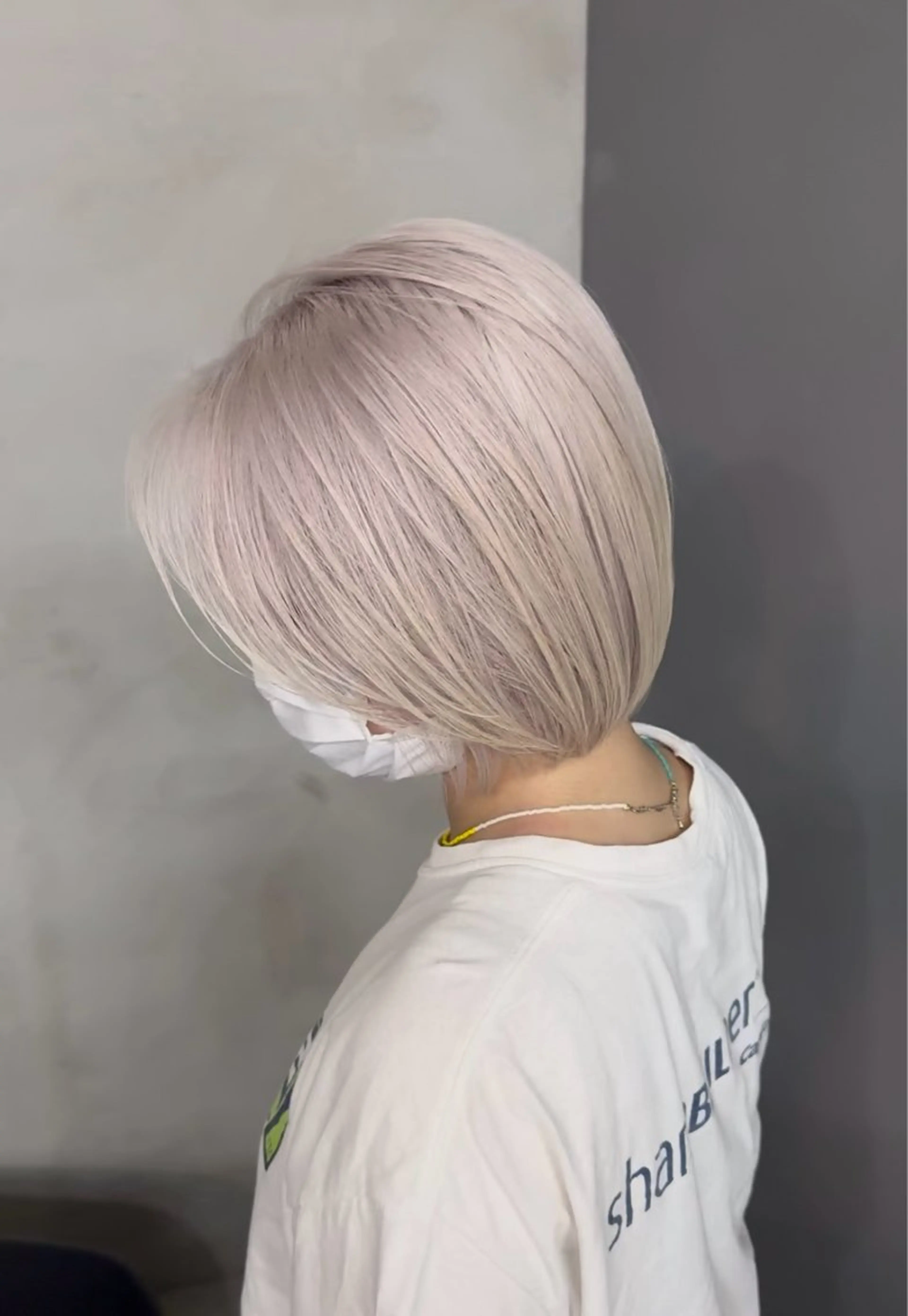 ショート カラー lit 松井乃愛のヘアスタイル