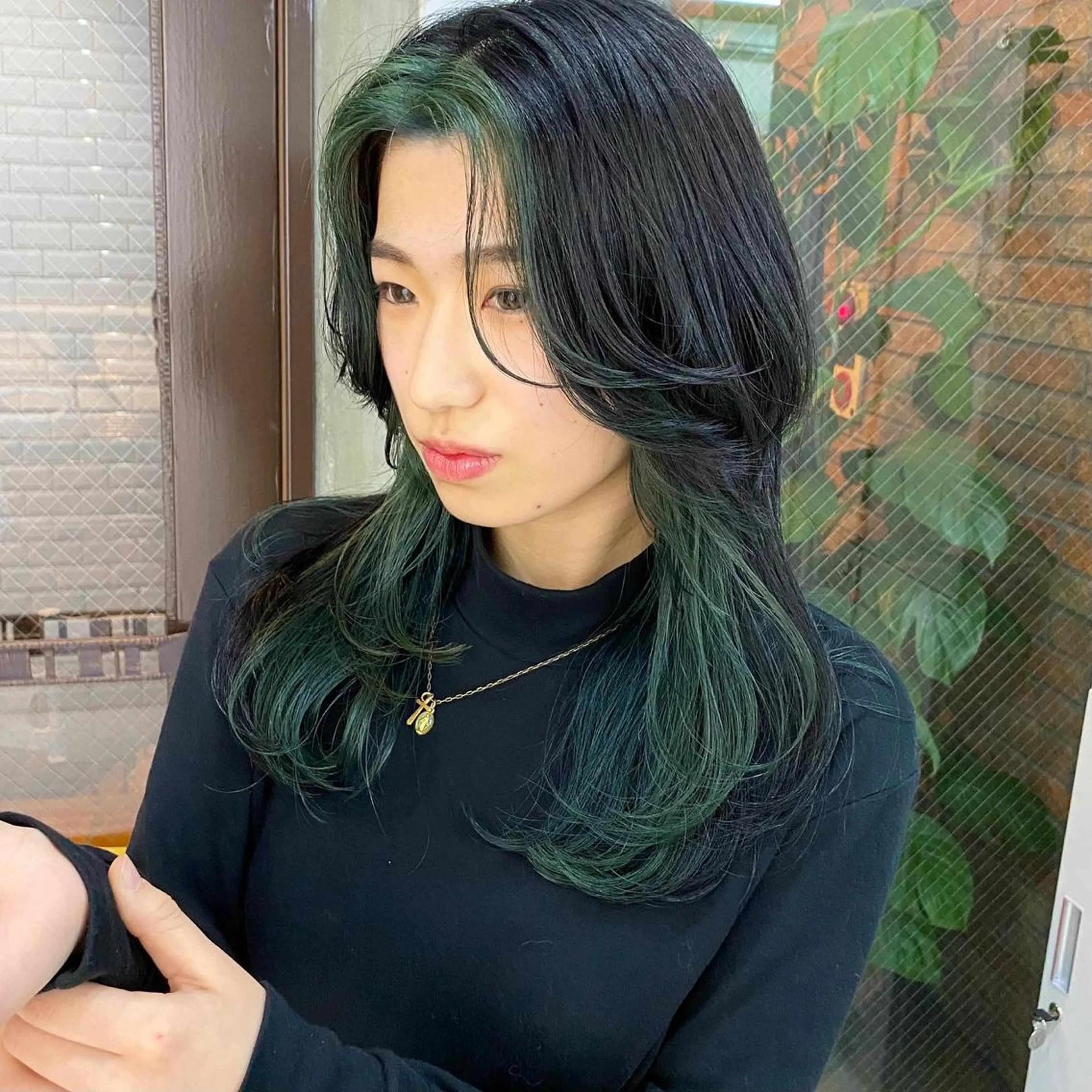 セミロング カラー ミストバング  フェイスフレーミング ウルフカット TOMOYA/ ショート、レイヤーのヘアスタイル