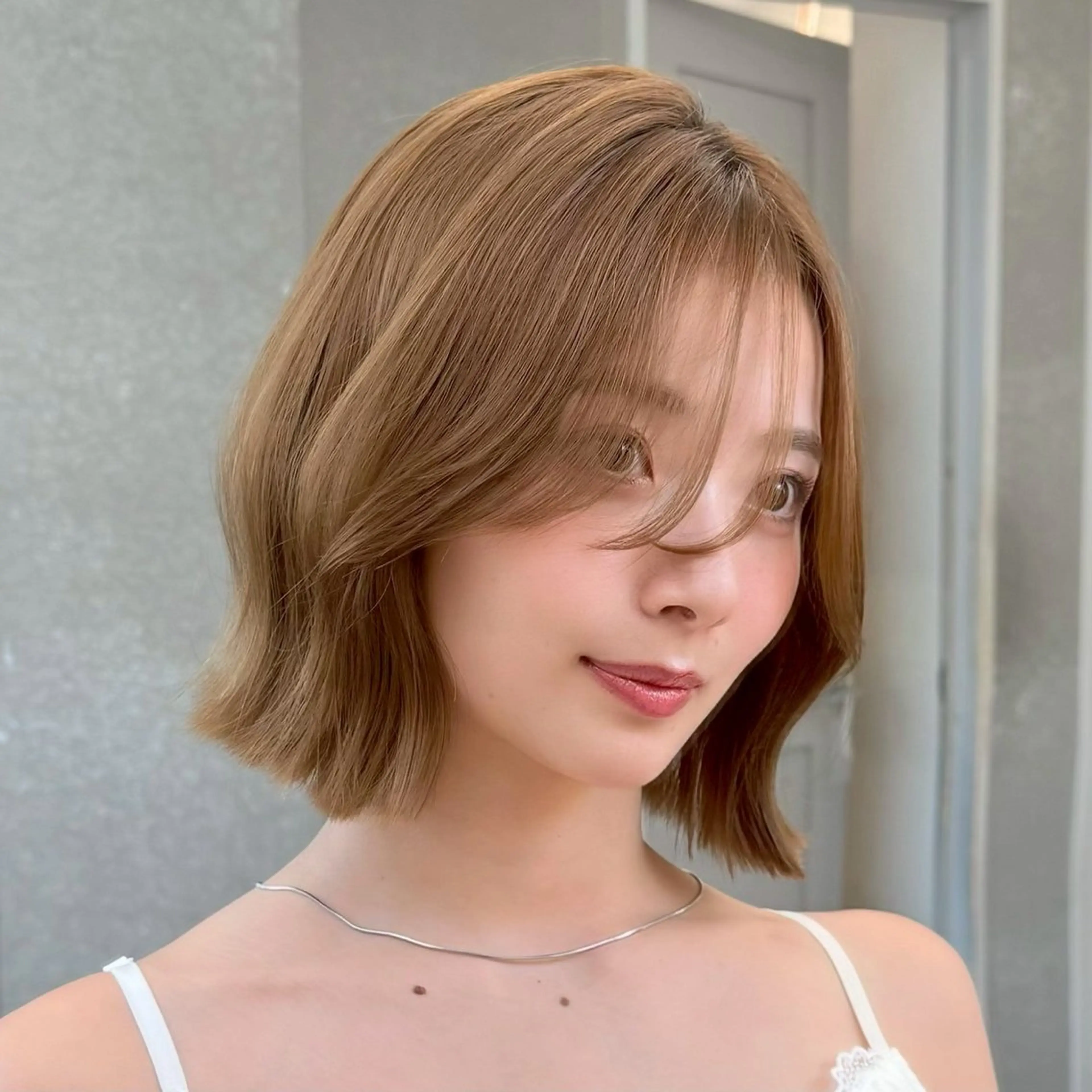 ショート カラー 木元 瑛✂︎ボブのヘアスタイル