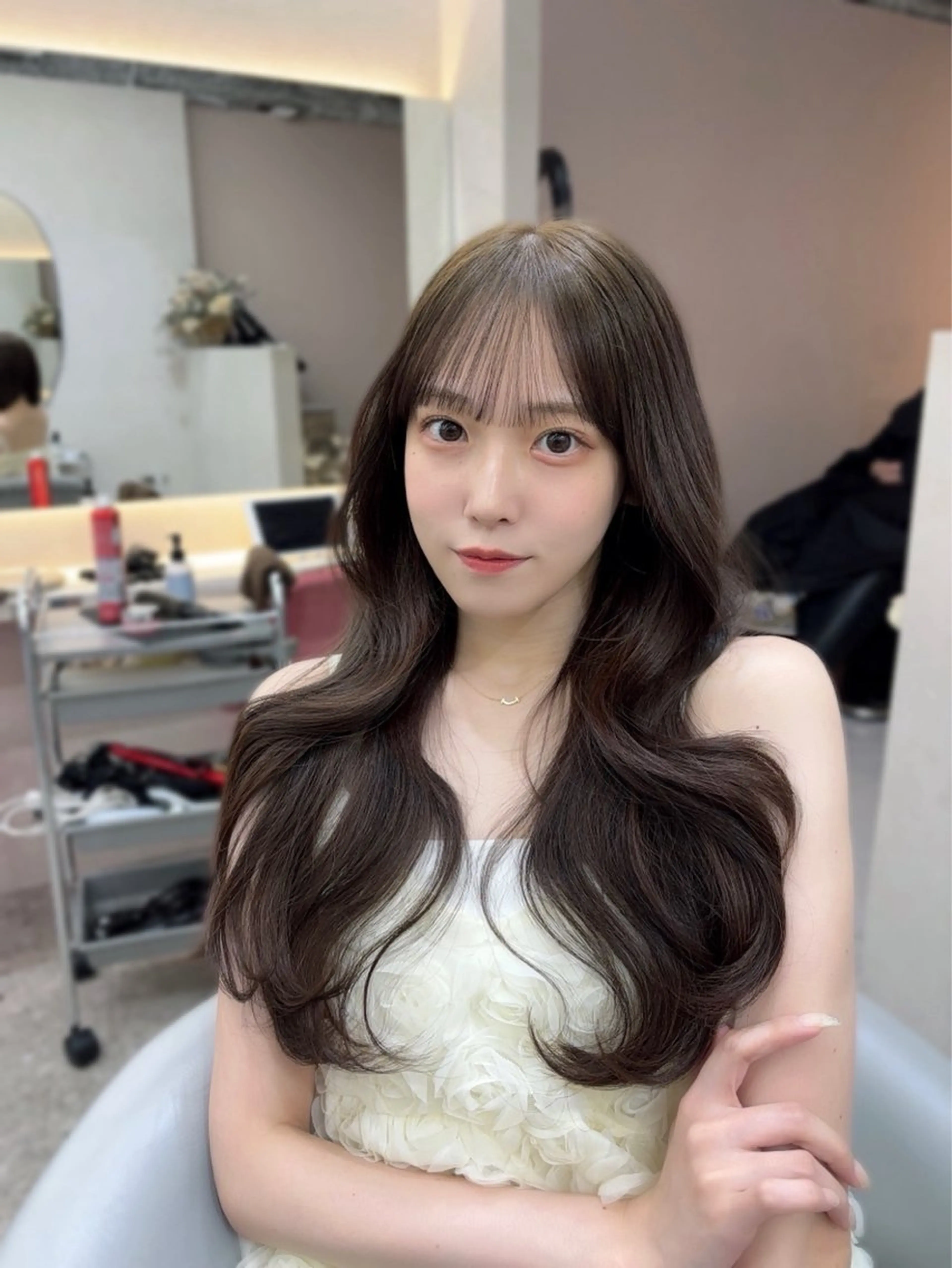 ロング カラー シールエクステ くびれヘア エクステ 顔周りカット 髪質改善 ヘアカラー トリートメント 新宿/韓国風レイヤー エクステ/YUTOのヘアスタイル