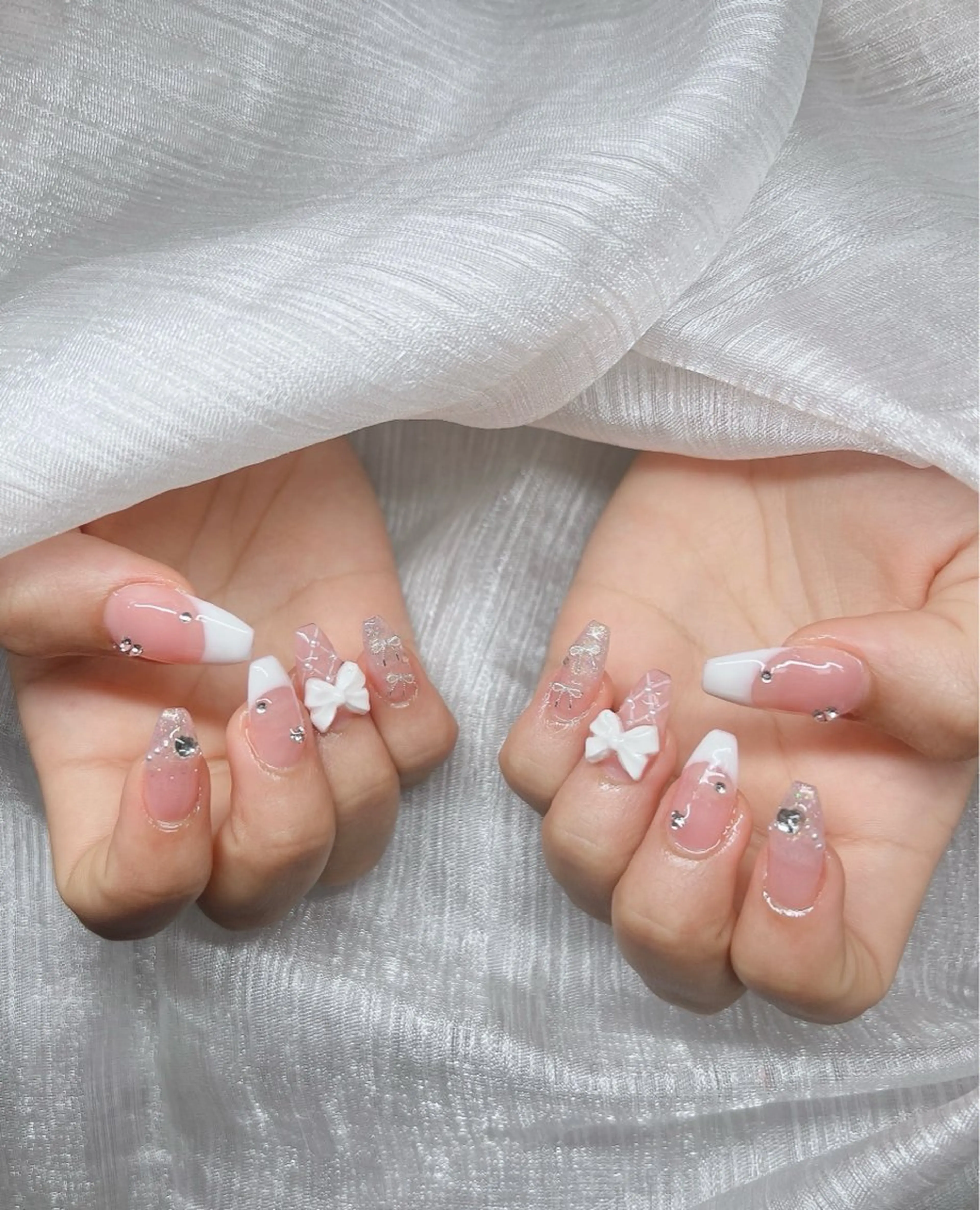ネイル オーロラネイル チークネイル 長さ出し フットネイル フレンチネイル ハンドネイル Lee Nails チップ長さだし専門店のネイルデザイン