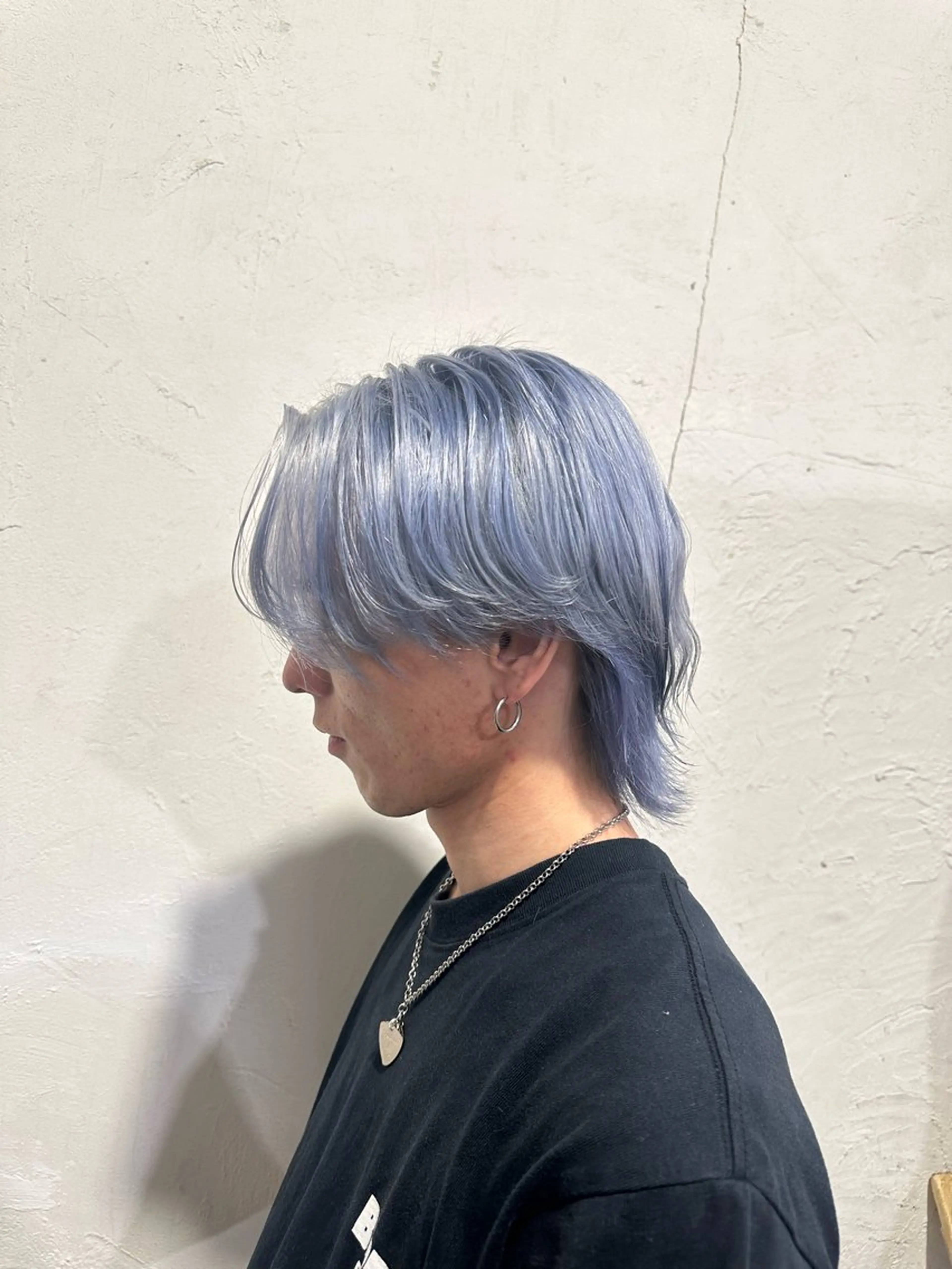 カラー indigo blue所属・indigo/ Minamiのヘアスタイル