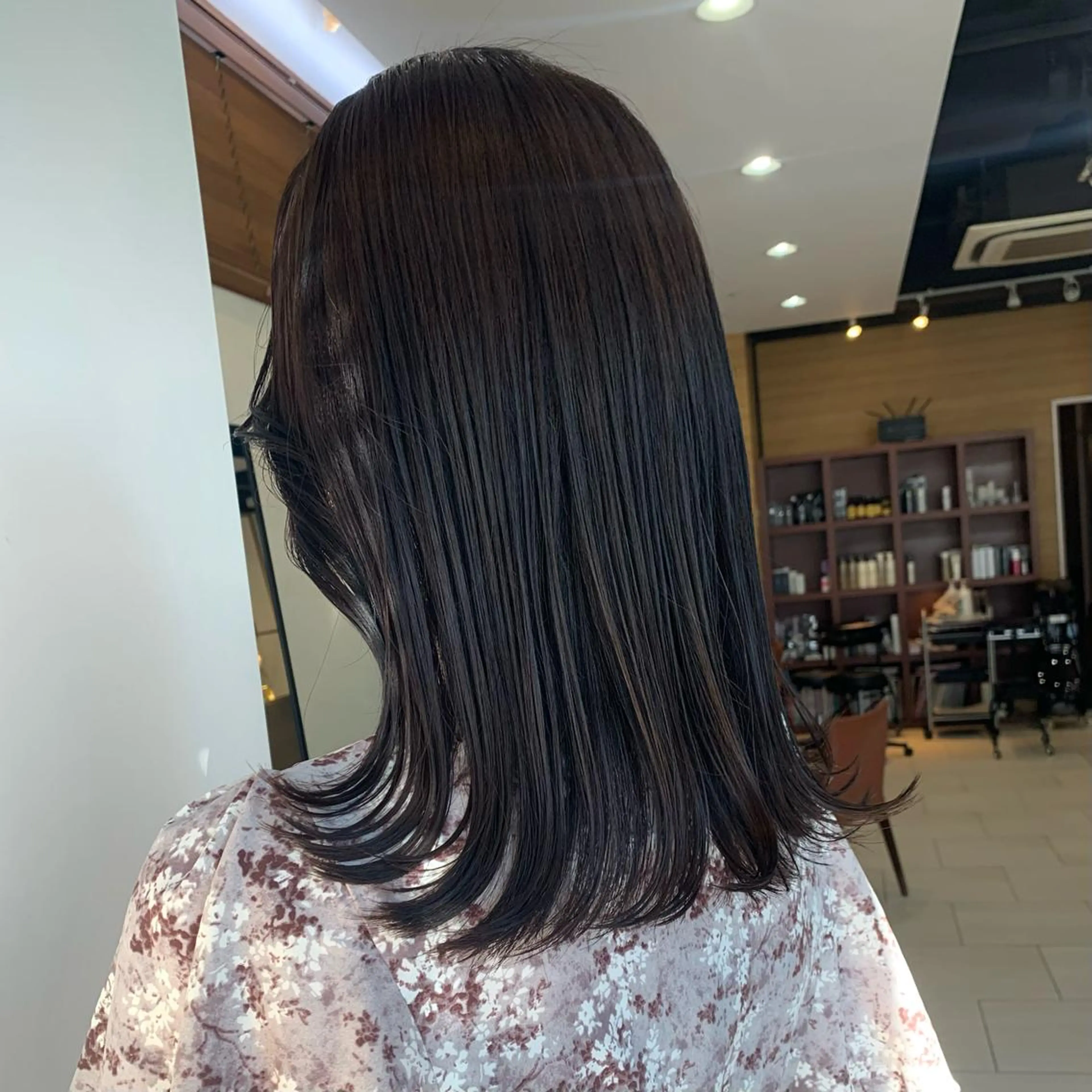 ミディアム カラー ヘアカラー トリートメント 透明感カラー/レイ ヤー/Nana🌈のヘアスタイル