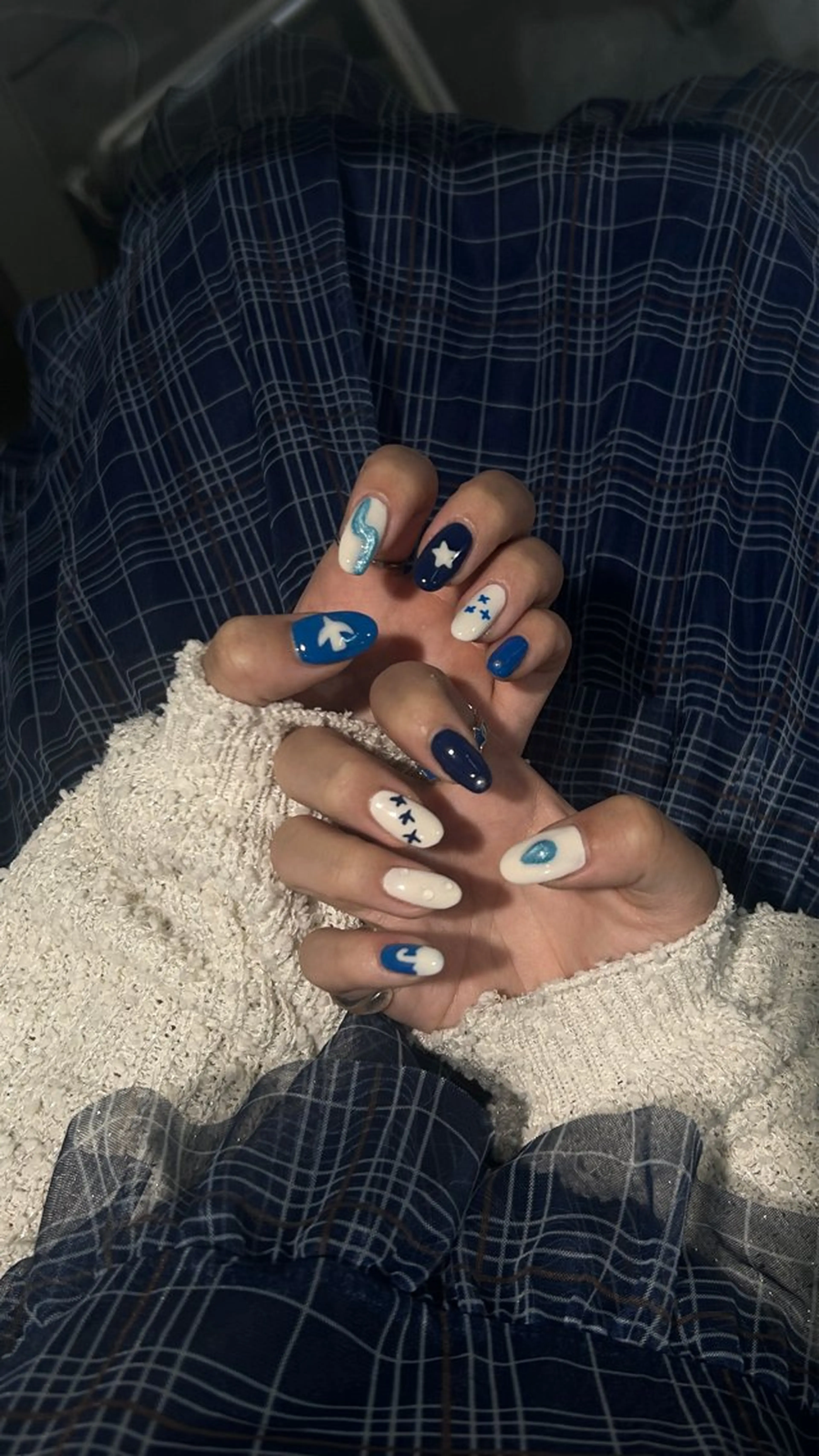 ネイル ハンドネイル ハンドケア 個性派✴︎ｼﾞｬｹ写 ﾈｲﾙ🦋mire-のネイルデザイン