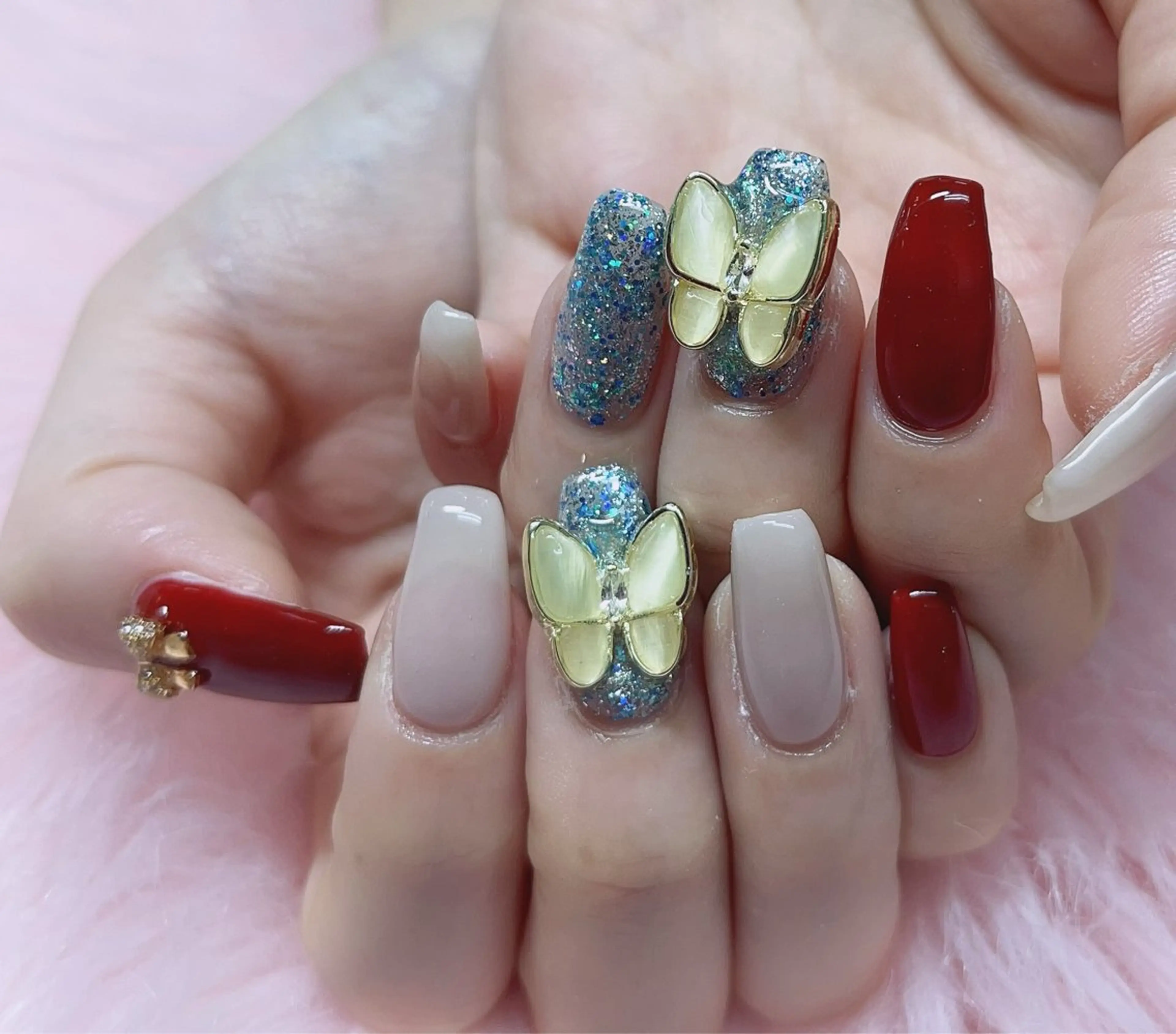 ネイル ハンドネイル MoonNail ユリ🌸のネイルデザイン