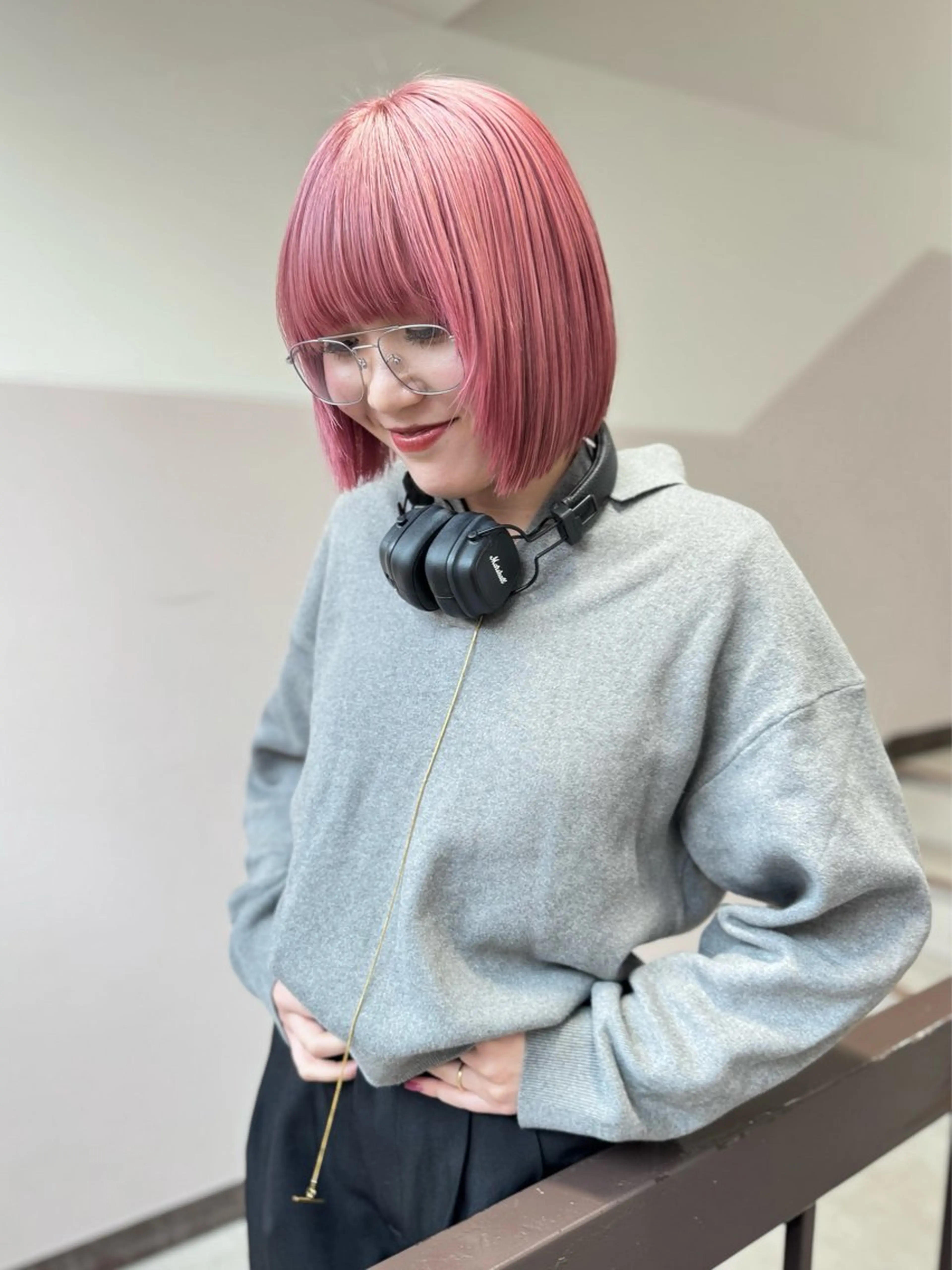 ミディアム カラー オカモト ミユウのヘアスタイル