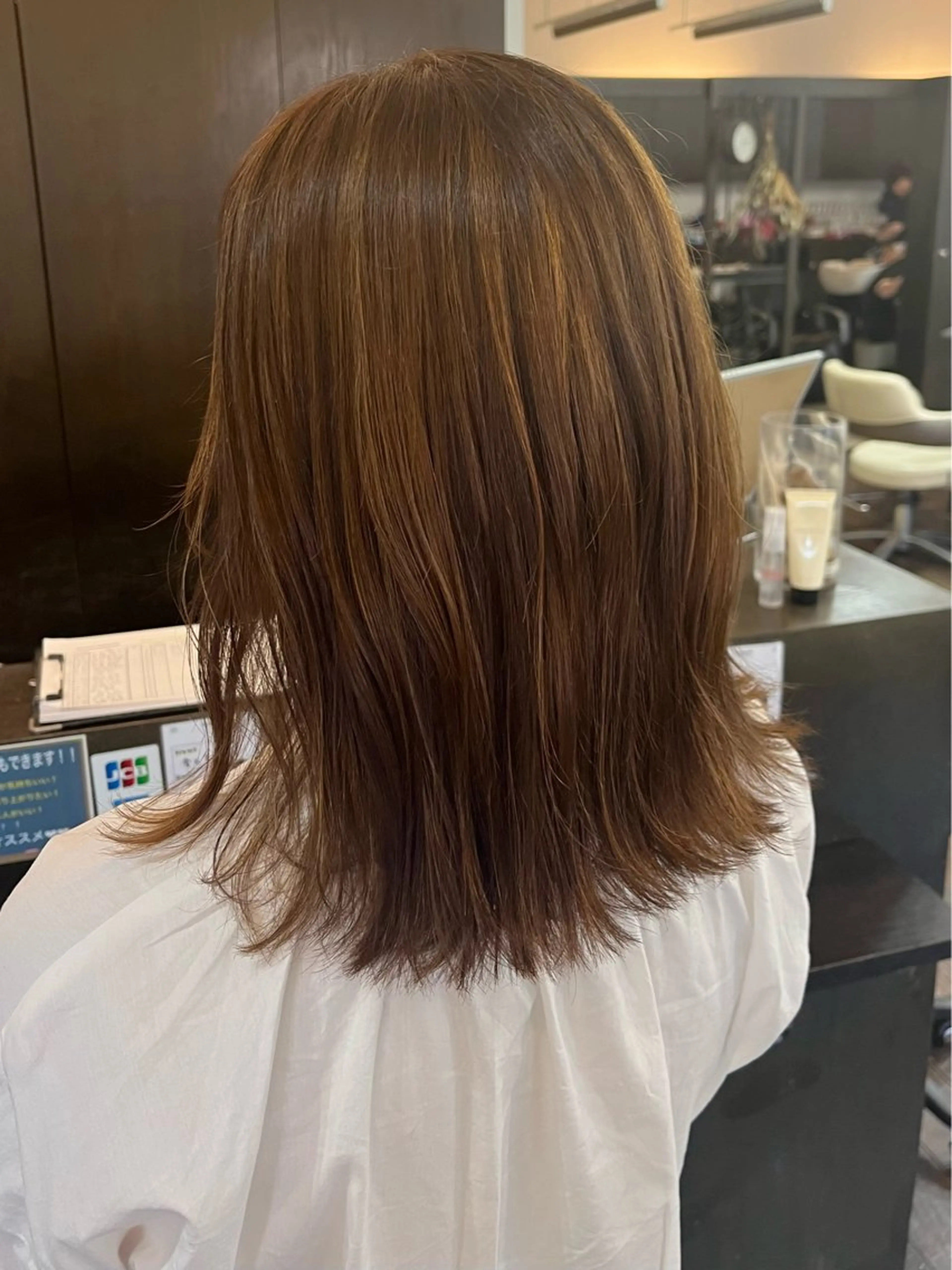 セミロング 近藤 優羽のヘアスタイル