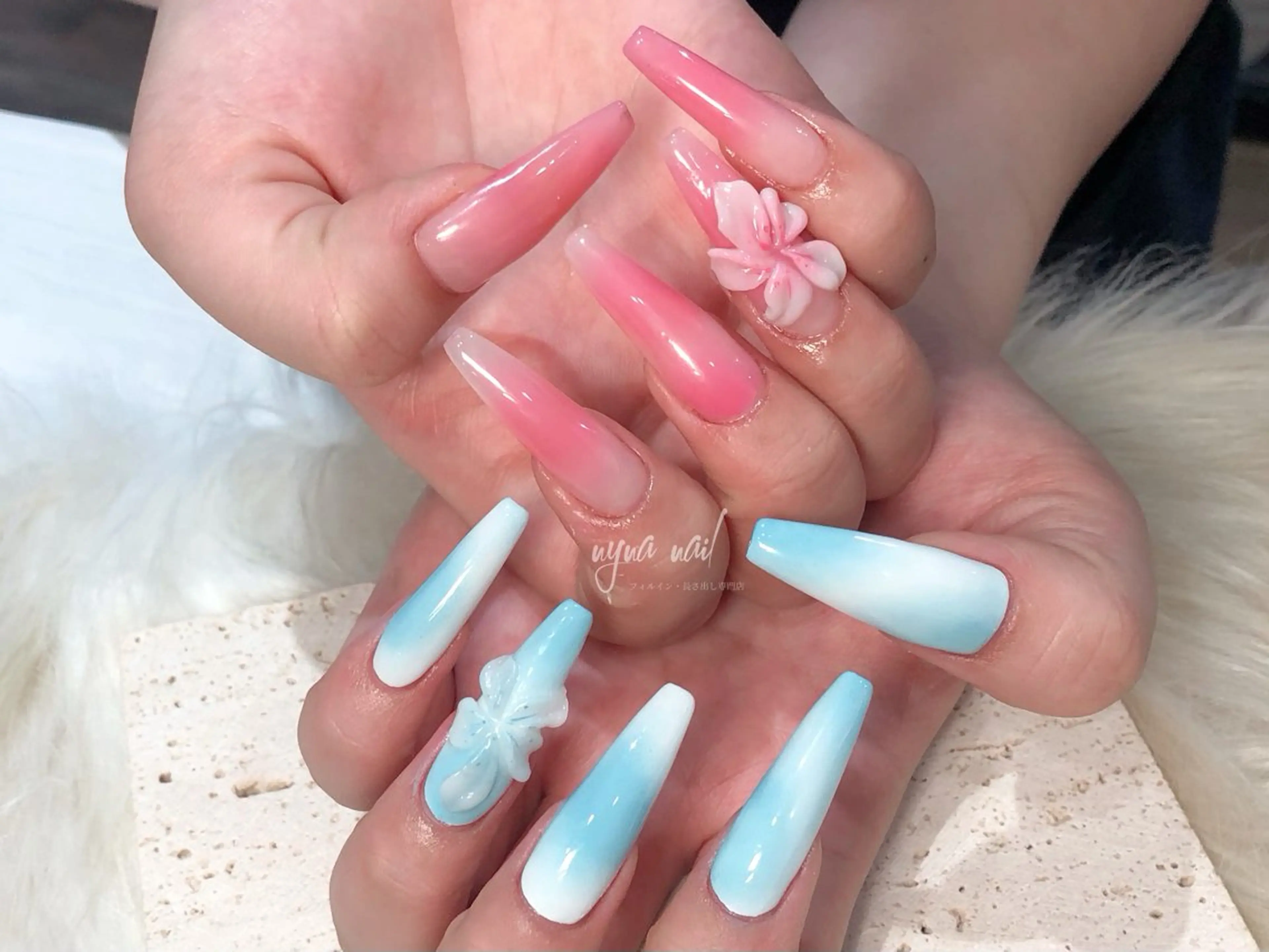 ネイル 長さ出し 水色 ロングネイル 夏ネイル 長さ出し専門 nynaのネイルデザイン