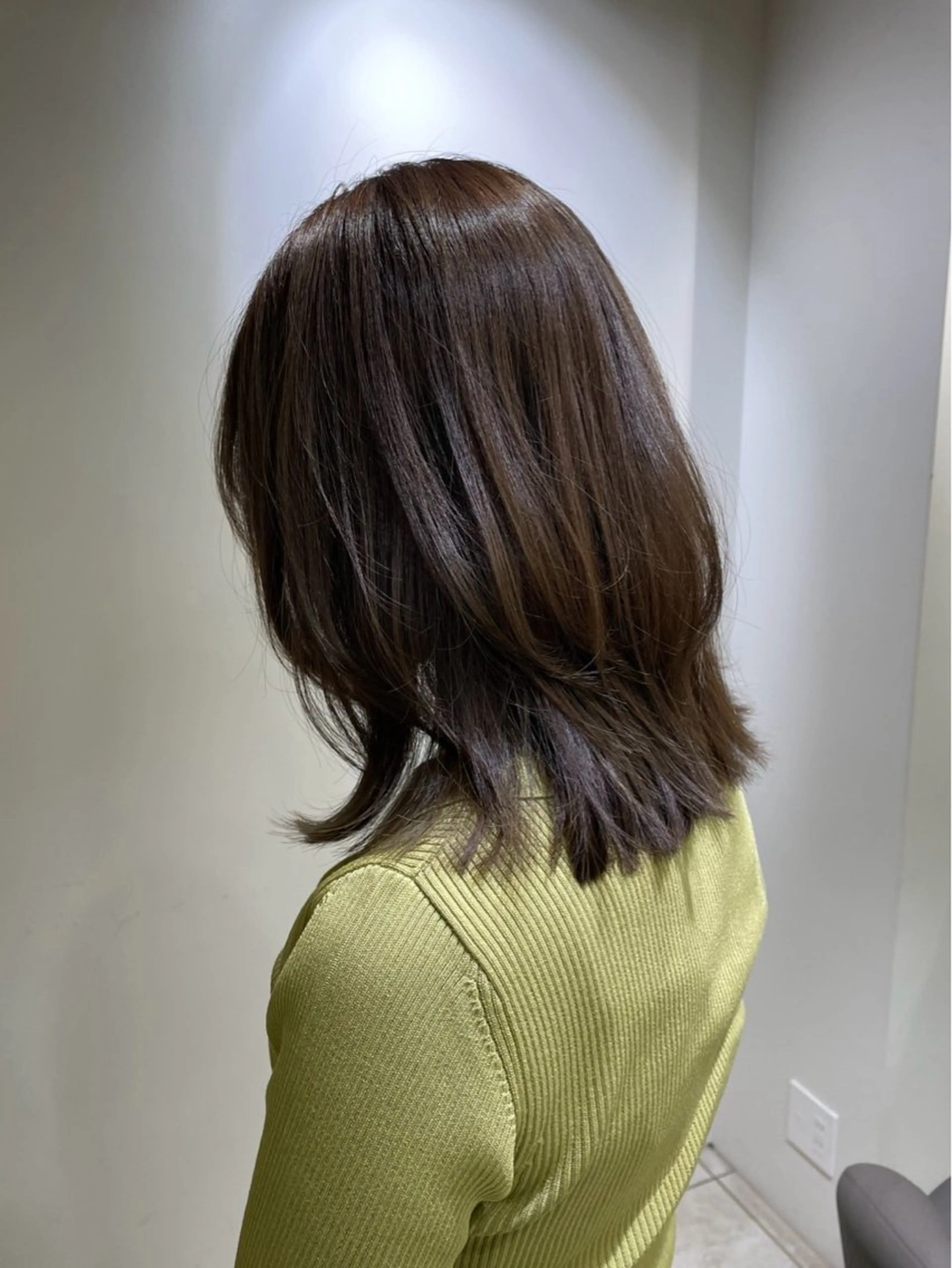 セミロング ボブ くびれヘア ヤスダ ホノカのヘアスタイル