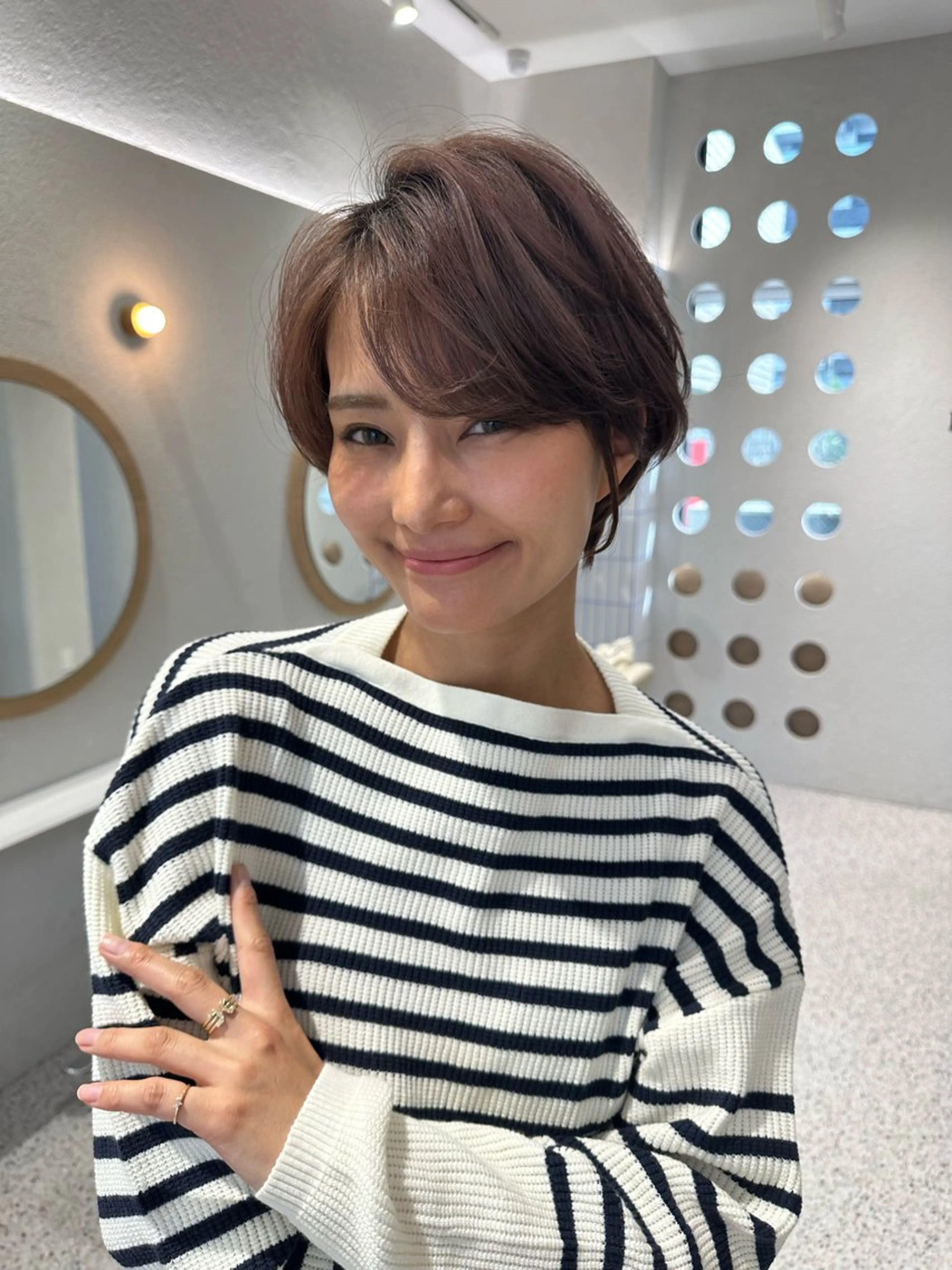 ショート 白髪ぼかしマイスター 🫧shuri🫧のヘアスタイル