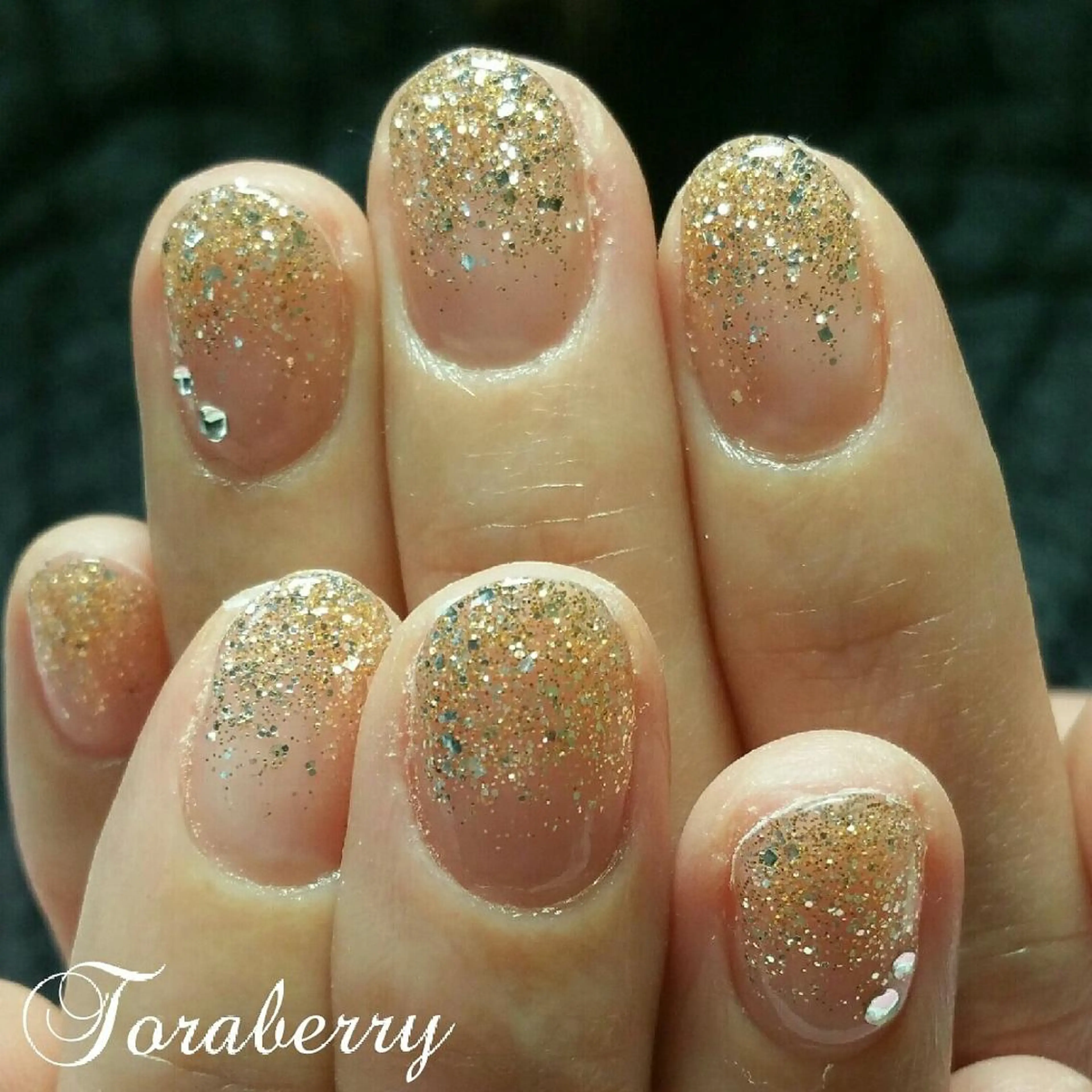 ネイル グラデーション ラメ(グリッター) ラメグラデーション ネイリスト なつみのネイルデザイン