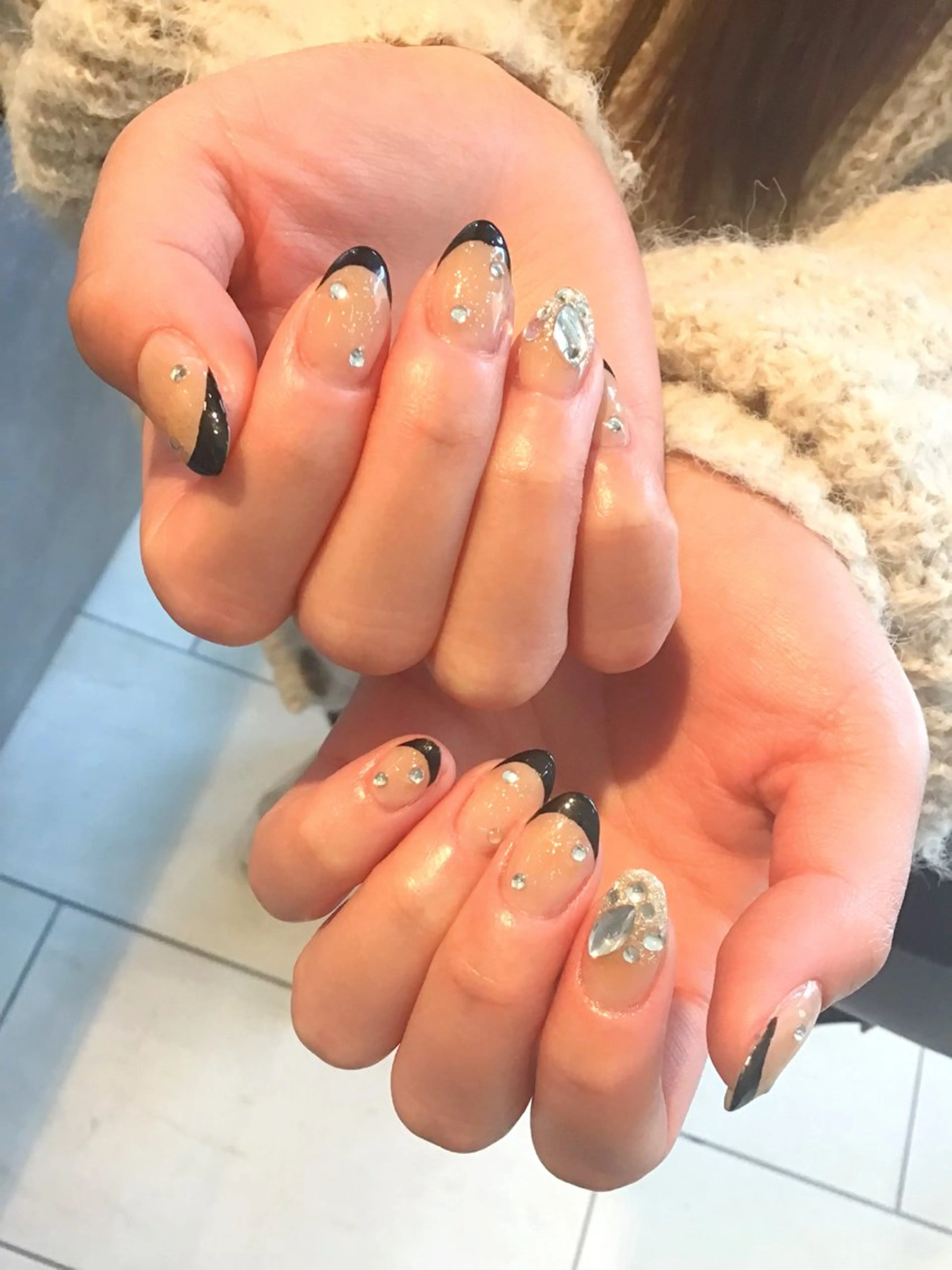 ネイル 持ち込み Nest 岩崎のネイルデザイン