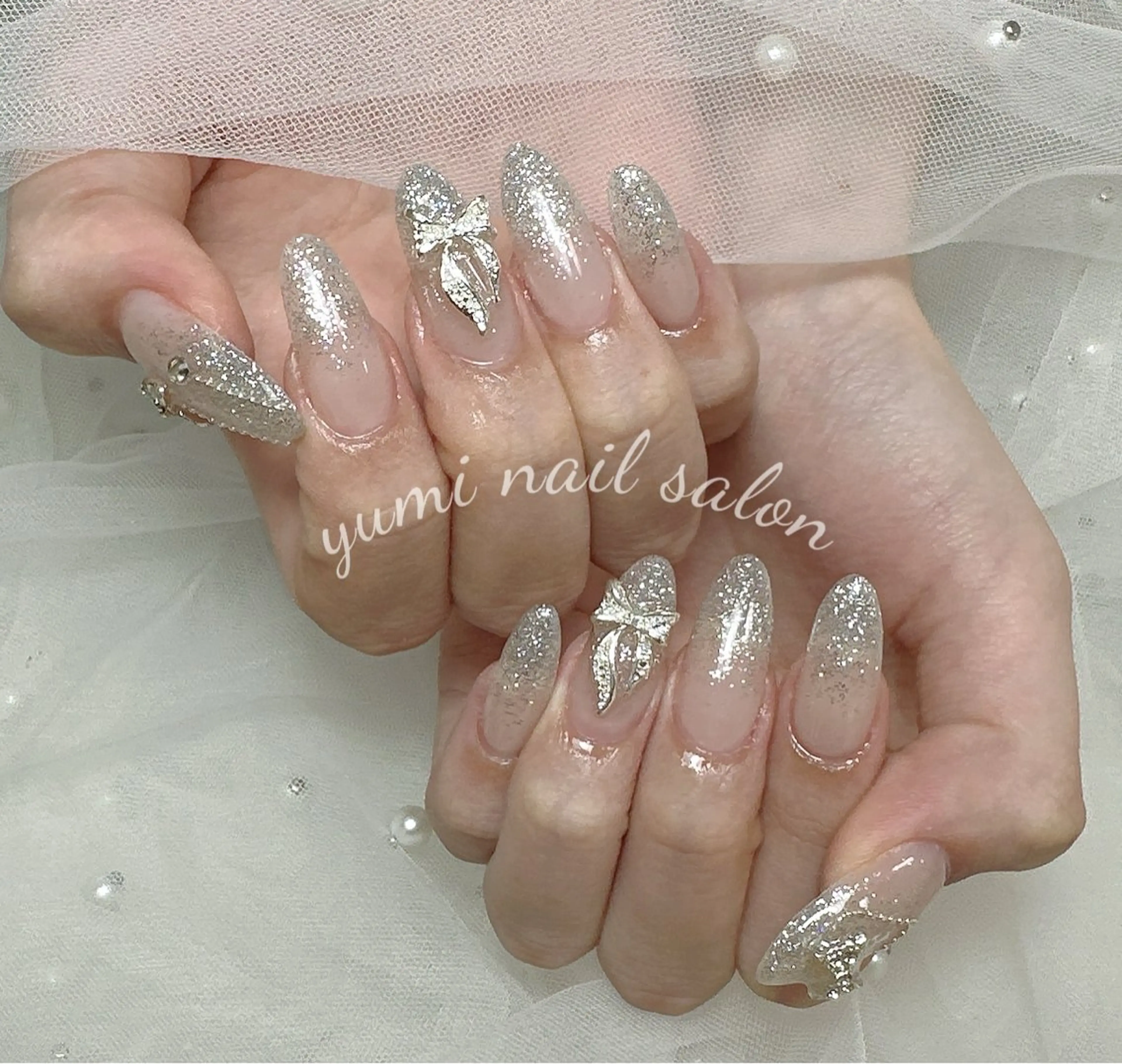 ネイル shineジェル& チップ長さだしのネイルデザイン