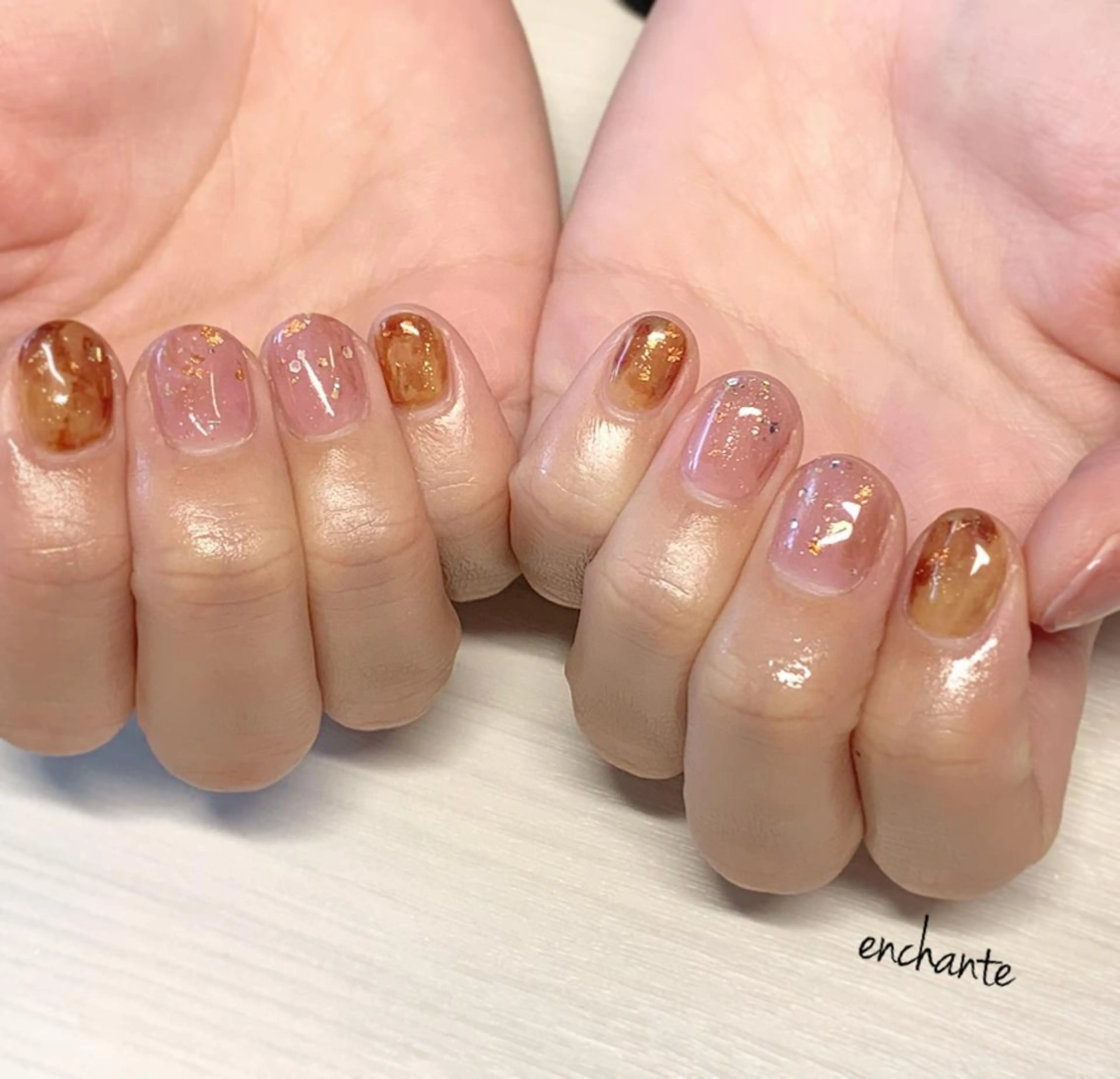 ネイル enchante 自由が丘のマツエク・マツパデザイン