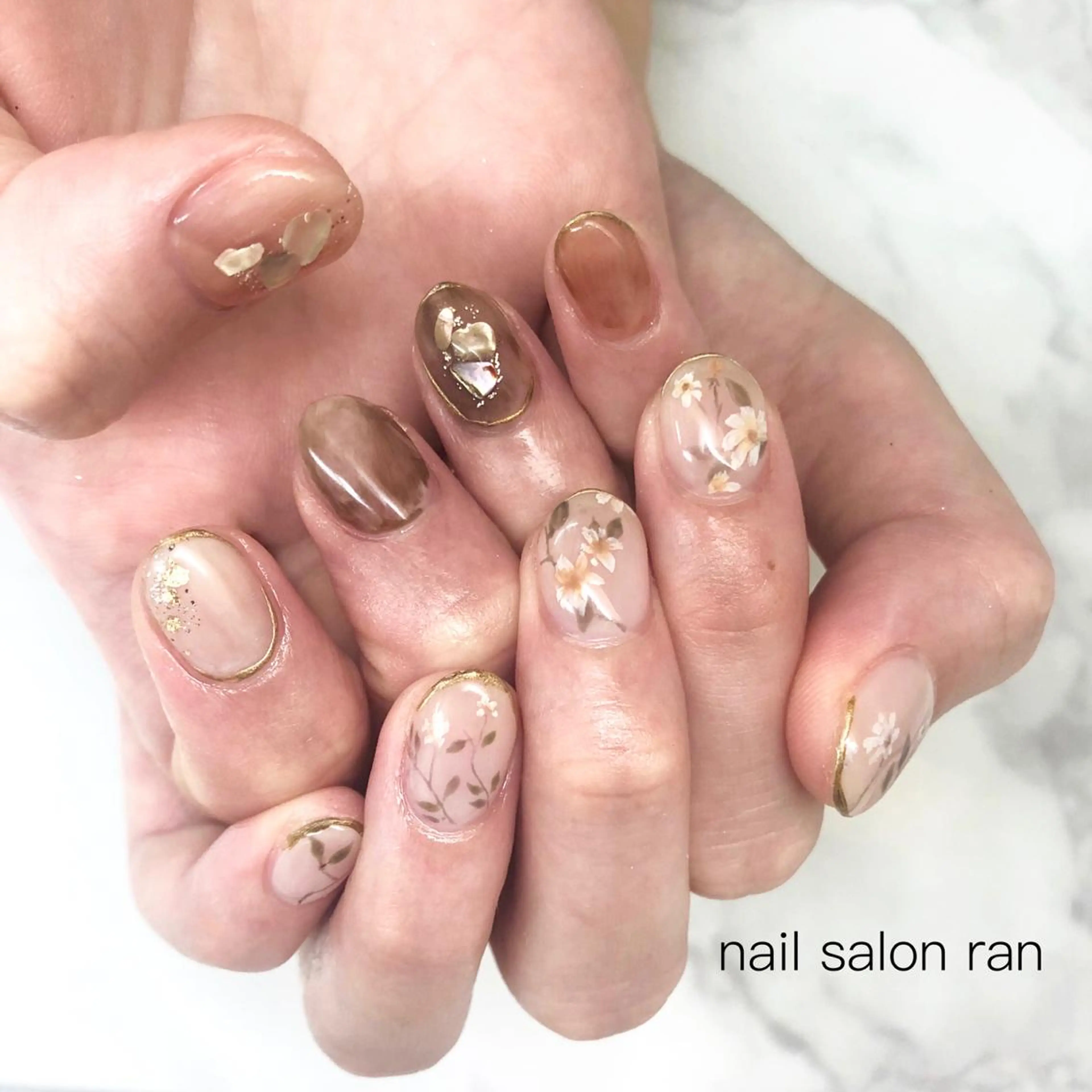 ネイル 持ち込み ニュアンスネイル nailsalon ranのネイルデザイン