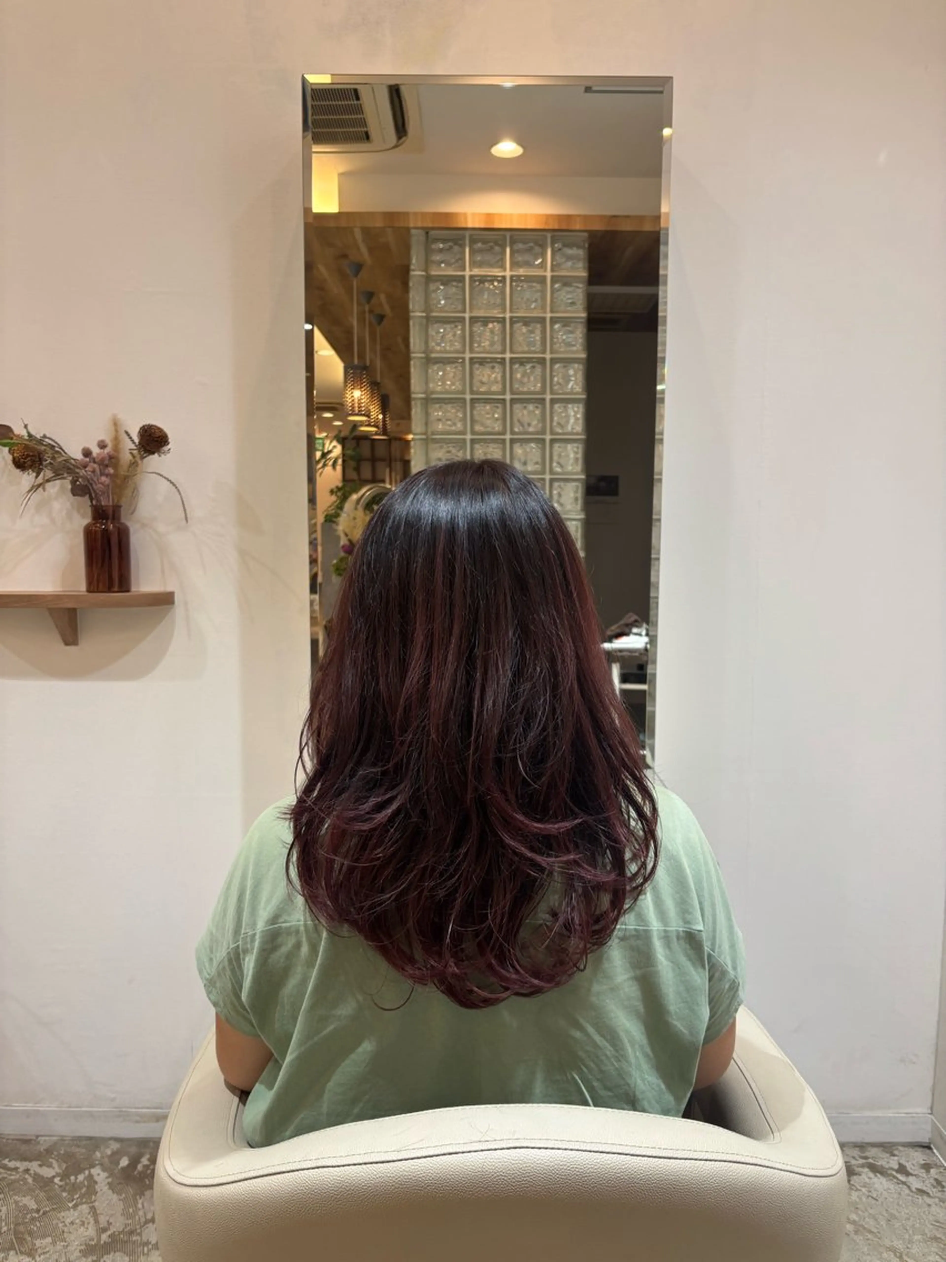 ロング カラー レイヤーカット 佐藤 優里のヘアスタイル
