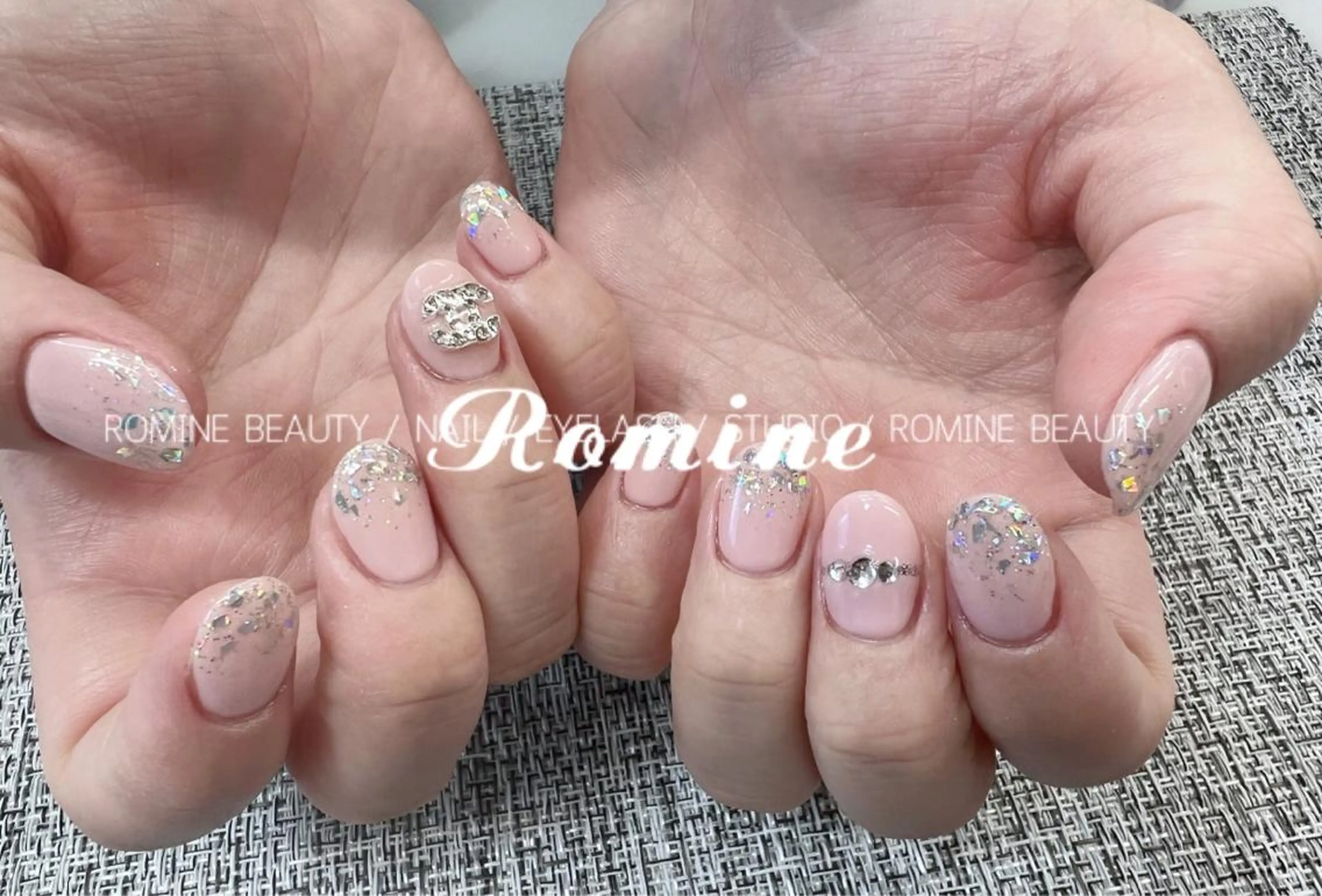 ネイル Romine アイラッシュ&ネイルのマツエク・マツパデザイン