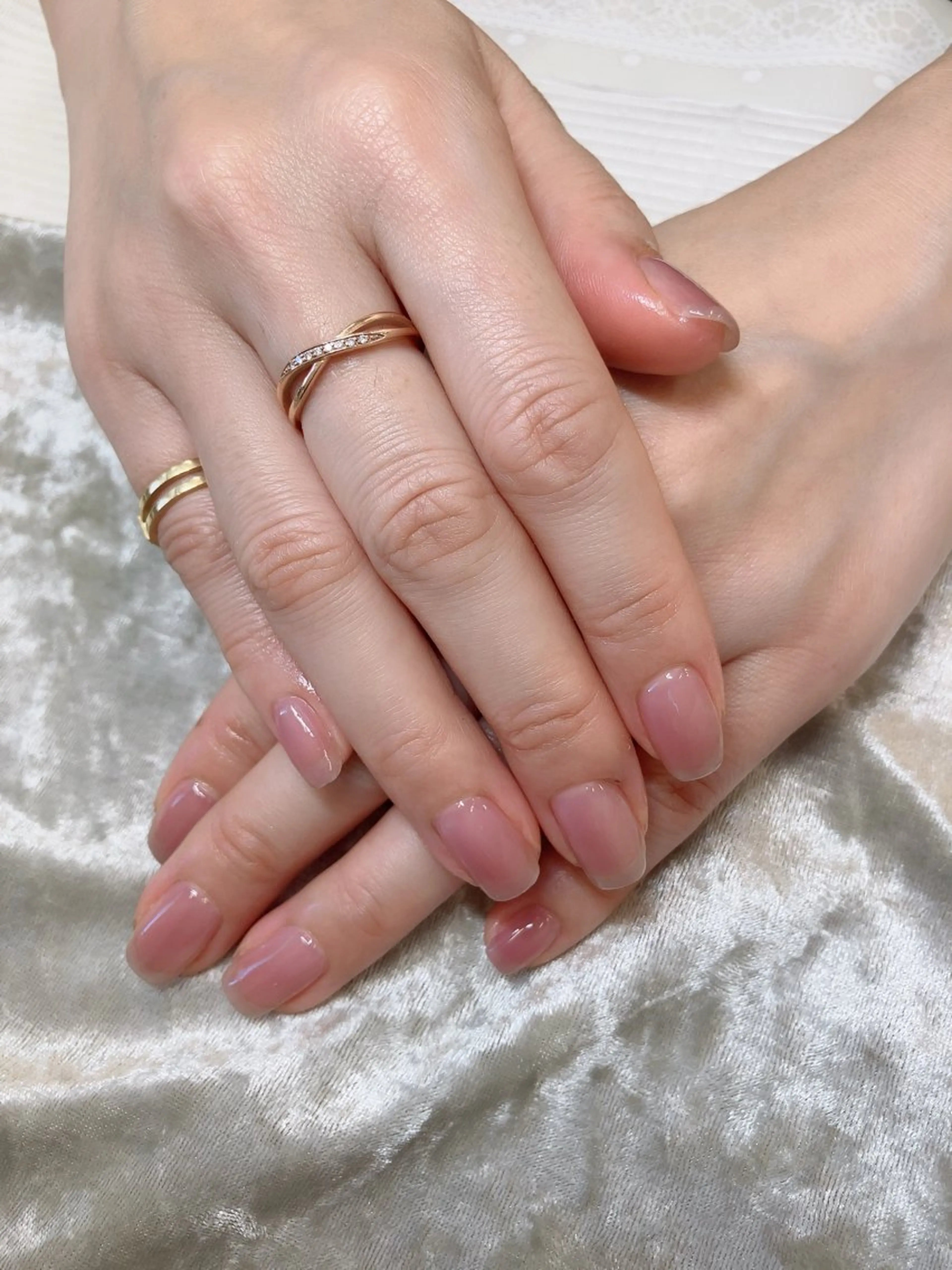 ミディアム ハンドネイル ハンドケア SalonLinda Kozueのネイルデザイン