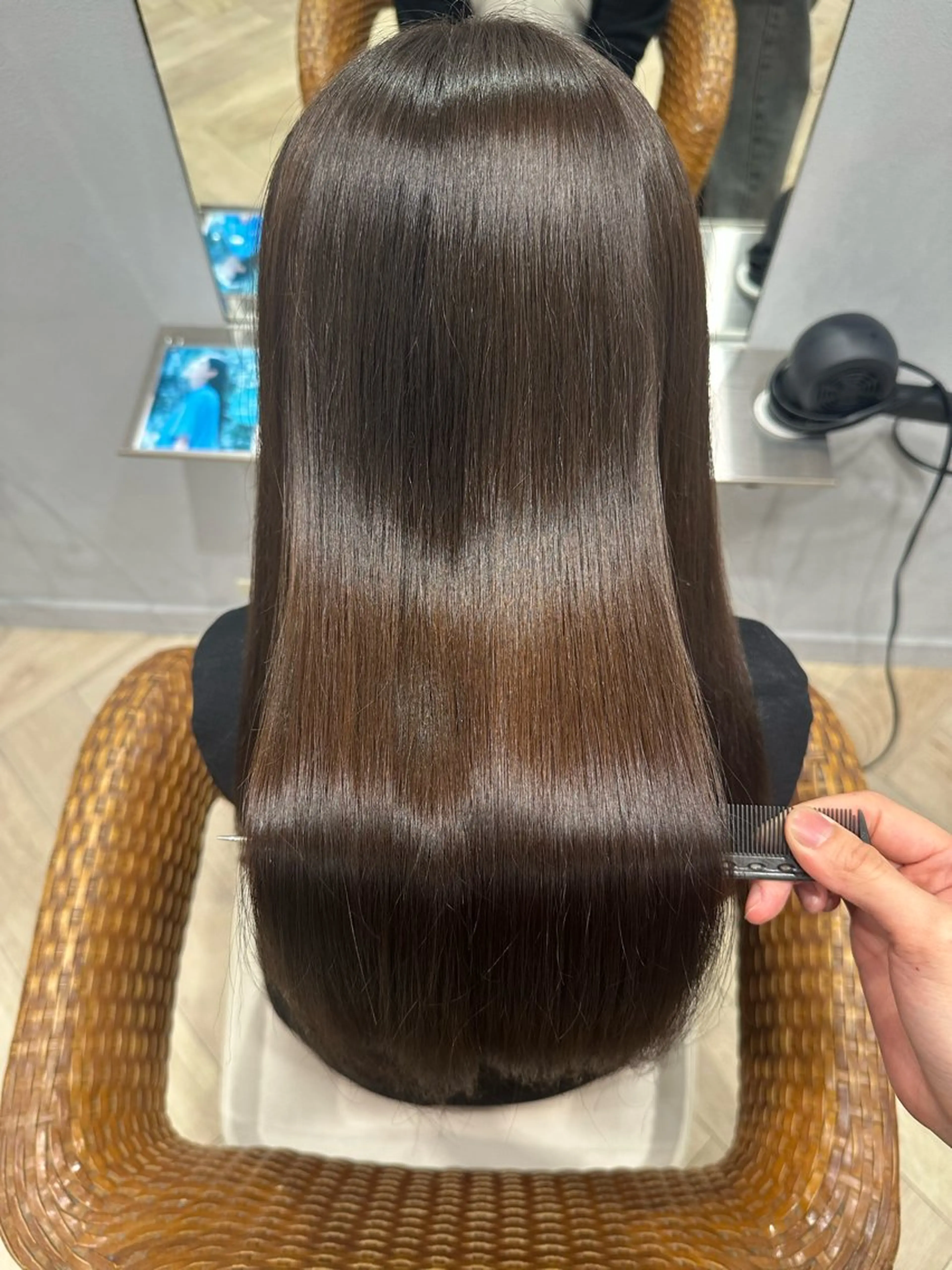 ロング カラー 菊池 諒平のヘアスタイル