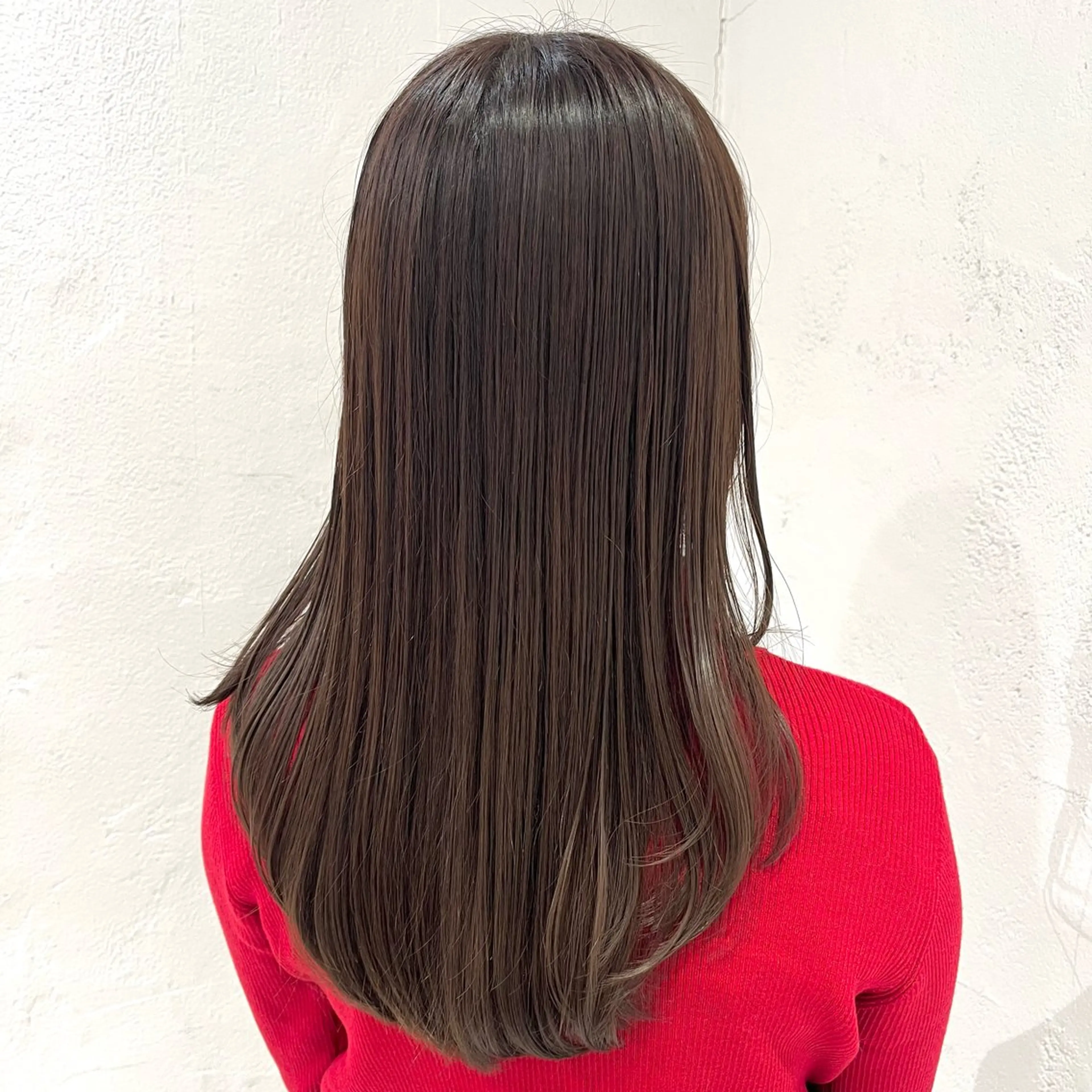セミロング カラー カット ヘアカラー トリートメント 透明感カラー/ 髪質改善/レイヤーのヘアスタイル