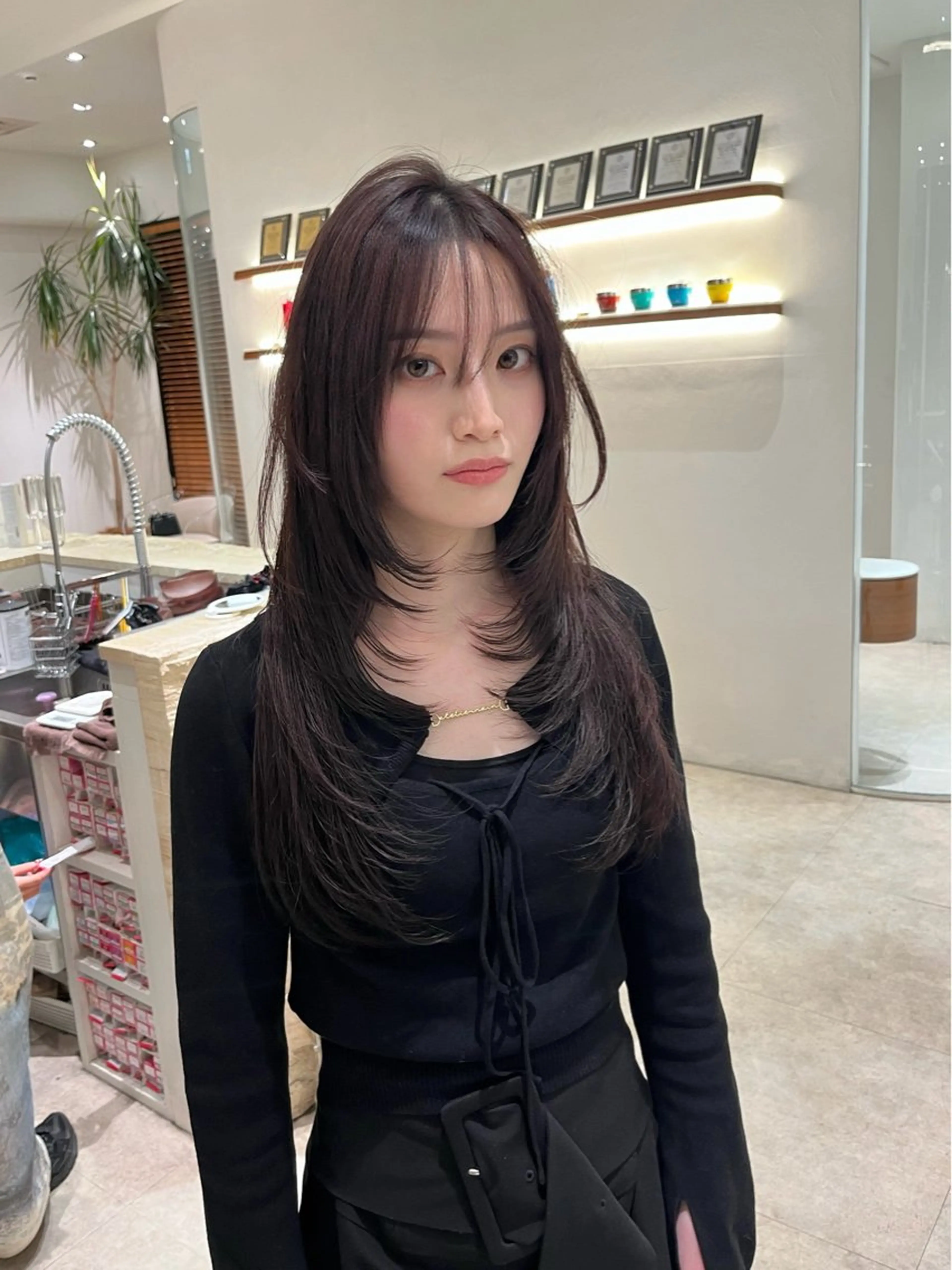 セミロング カット ヘアカラー トリートメント レイヤー似合わせ 透明感カラーりきやのヘアスタイル