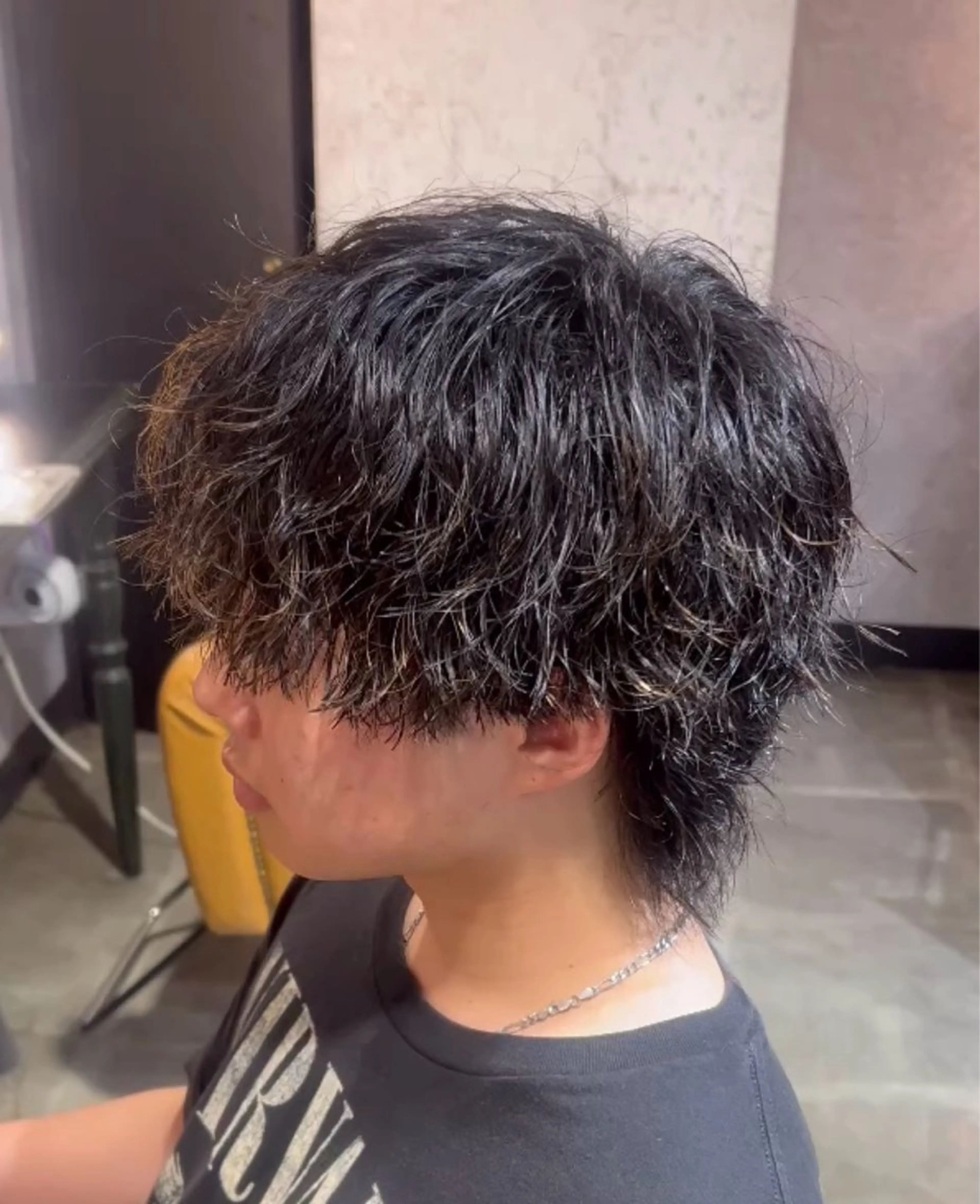 パーマ メンズ メンズバレイヤージュ メンズブリーチ ダウンパーマ メンズ韓国風 メンズパーマ 【メンズ特化⚡️】 曲がる矯正/千原涼麻のヘアスタイル