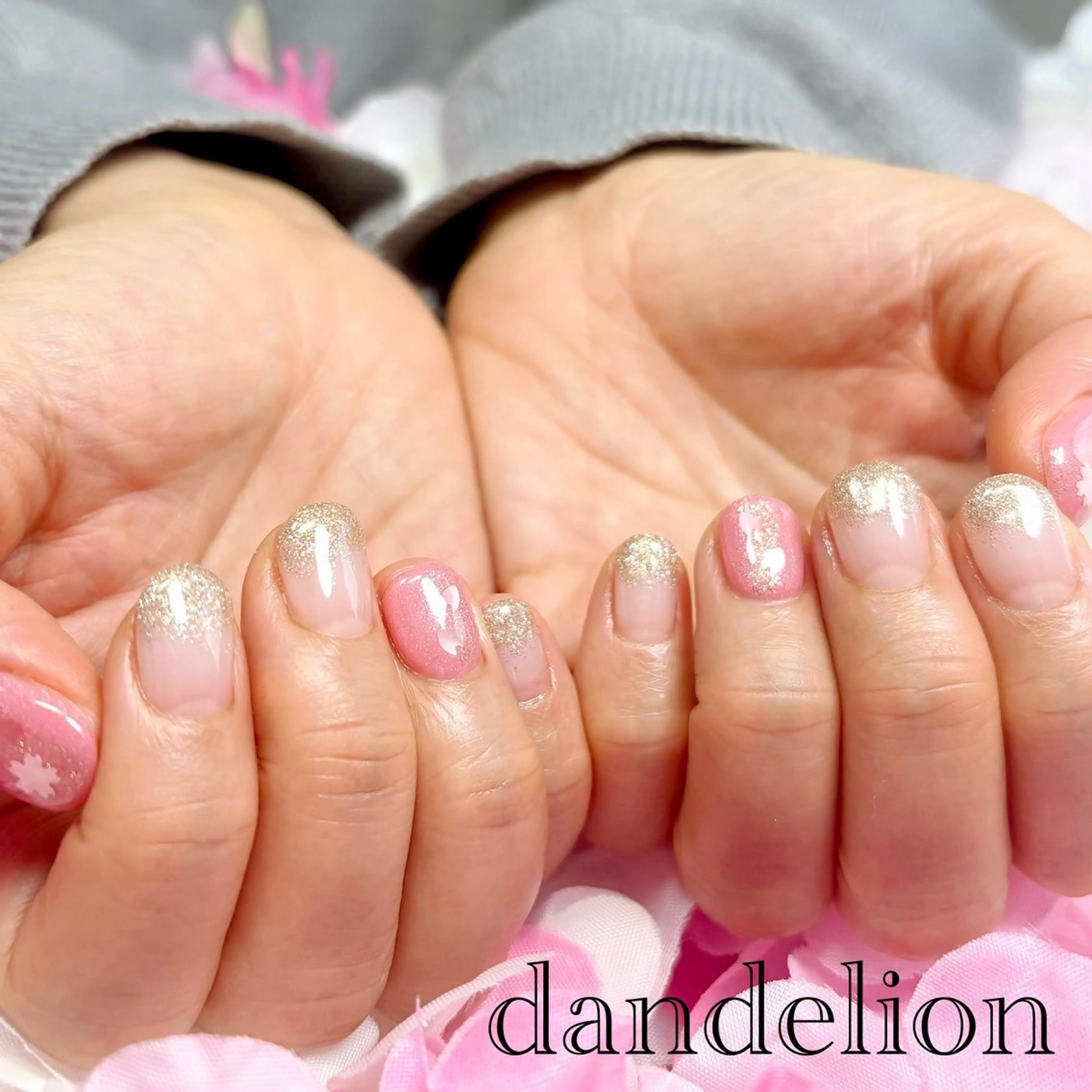 ネイル ハンドネイル ハンドケア dandelion ダンデライオンのネイルデザイン